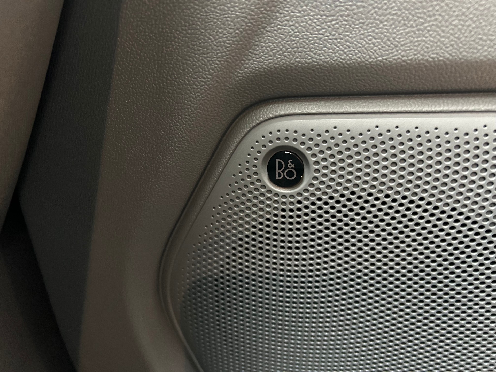 FORD Tourneo Bus 320 L2H1 Active Automat-image-10
