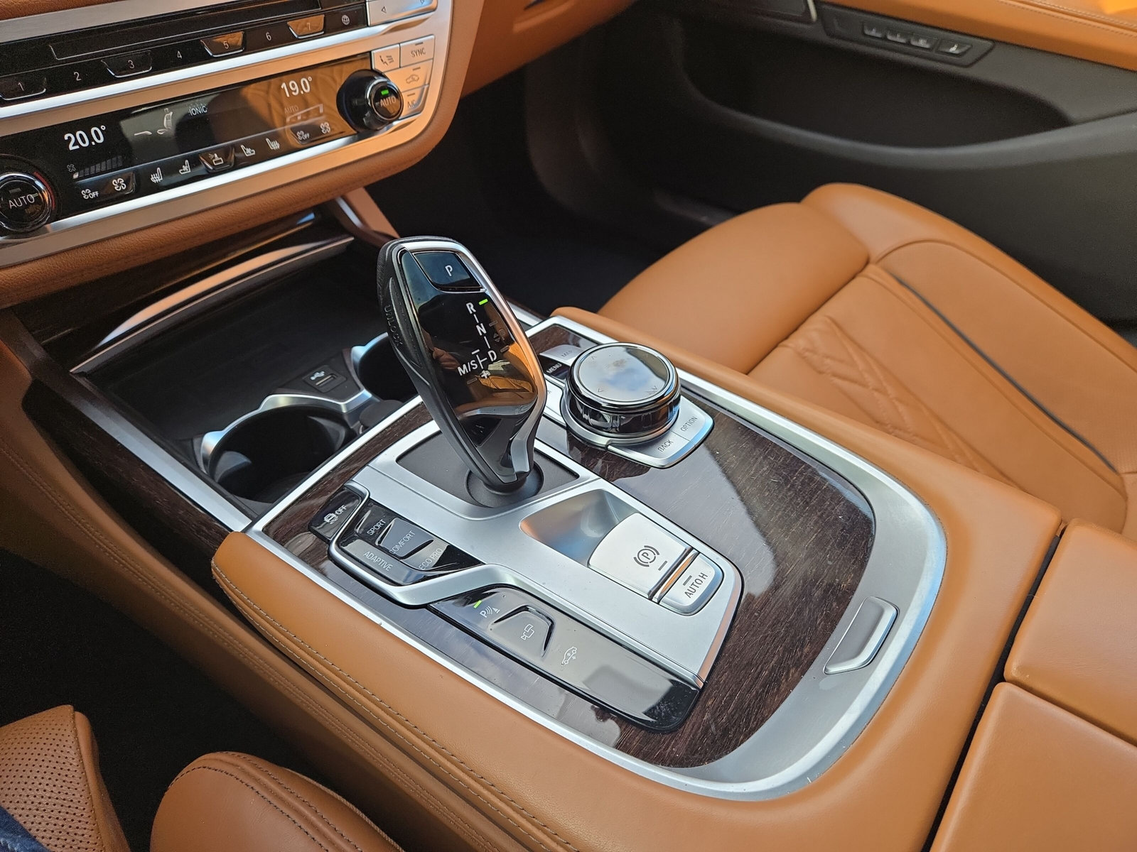 BMW 730Ld xDrive 48V Steptronic-image-19