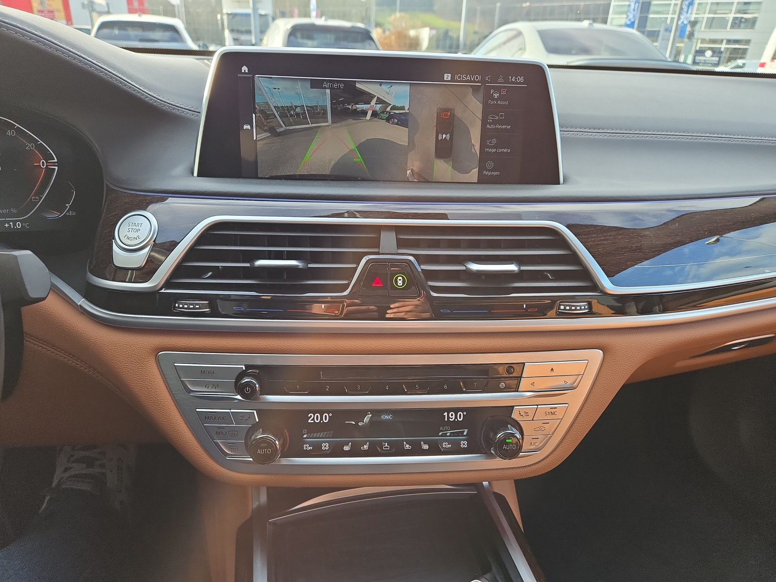 BMW 730Ld xDrive 48V Steptronic-image-24