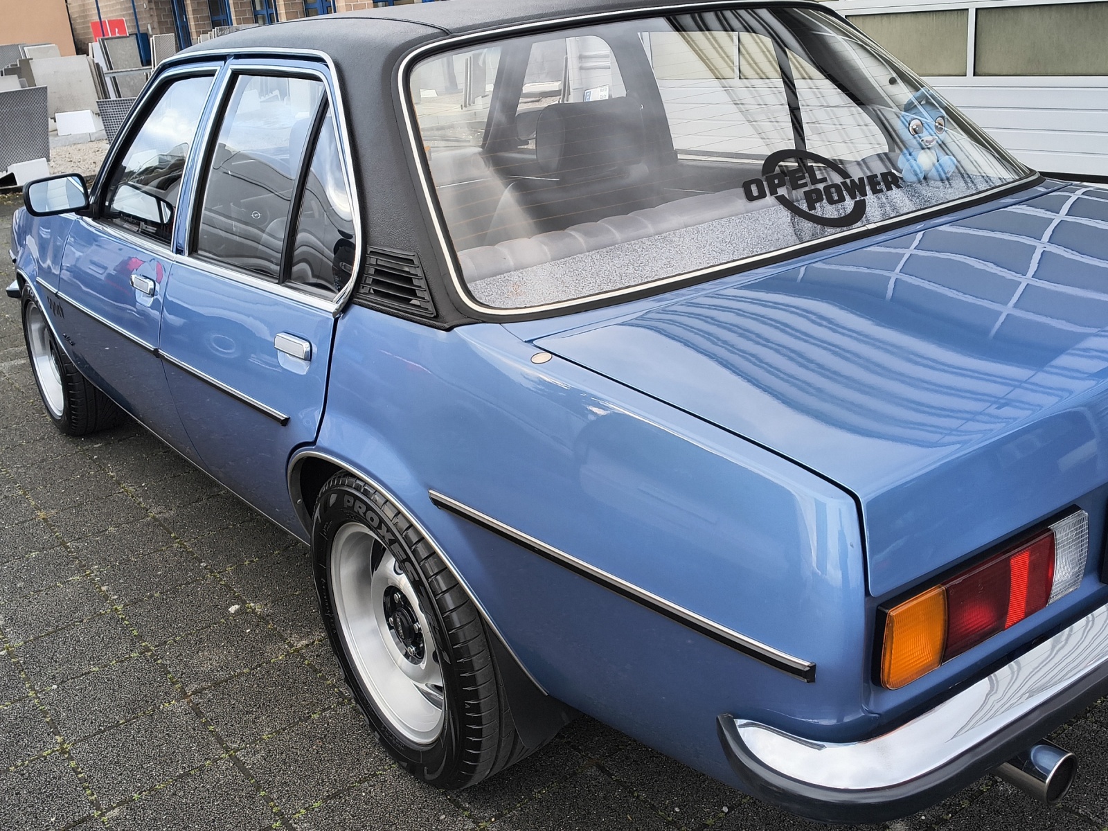 OPEL B 2000-image-6