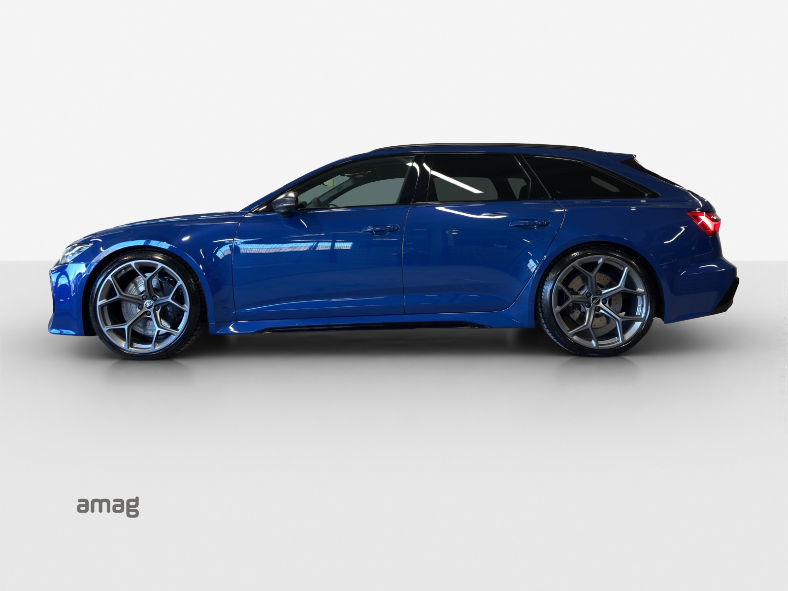 AUDI RS6 Avant 4.0 TFSI V8 Performance quattro-showroom-element-1