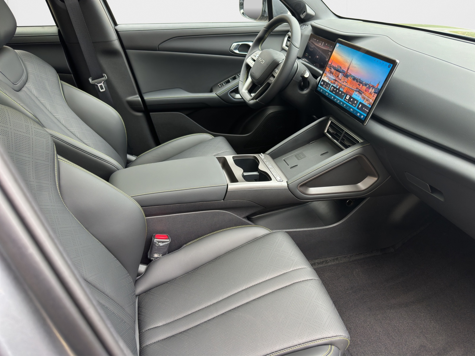 BYD Atto2 DM-i Boost-image-13