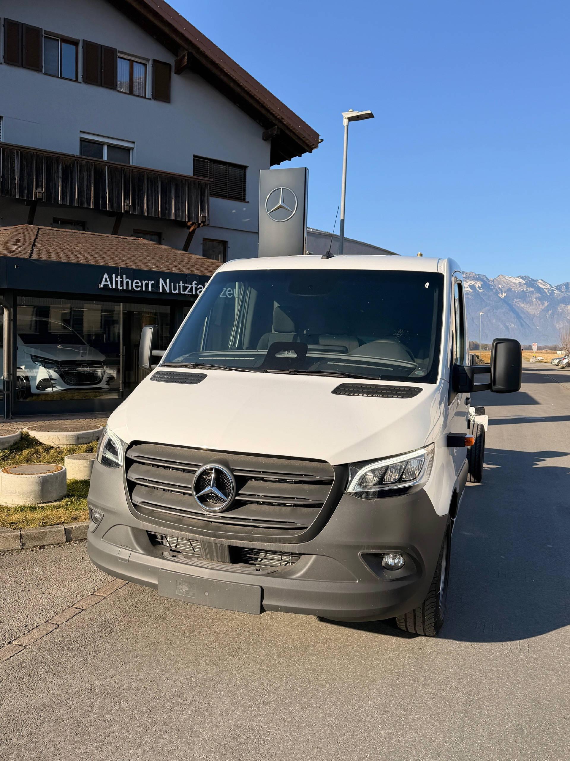 MERCEDES-BENZ Sprinter 319 Kab.-Ch. 4325 L 2.0 CDI 190 Pro-showroom-element-1