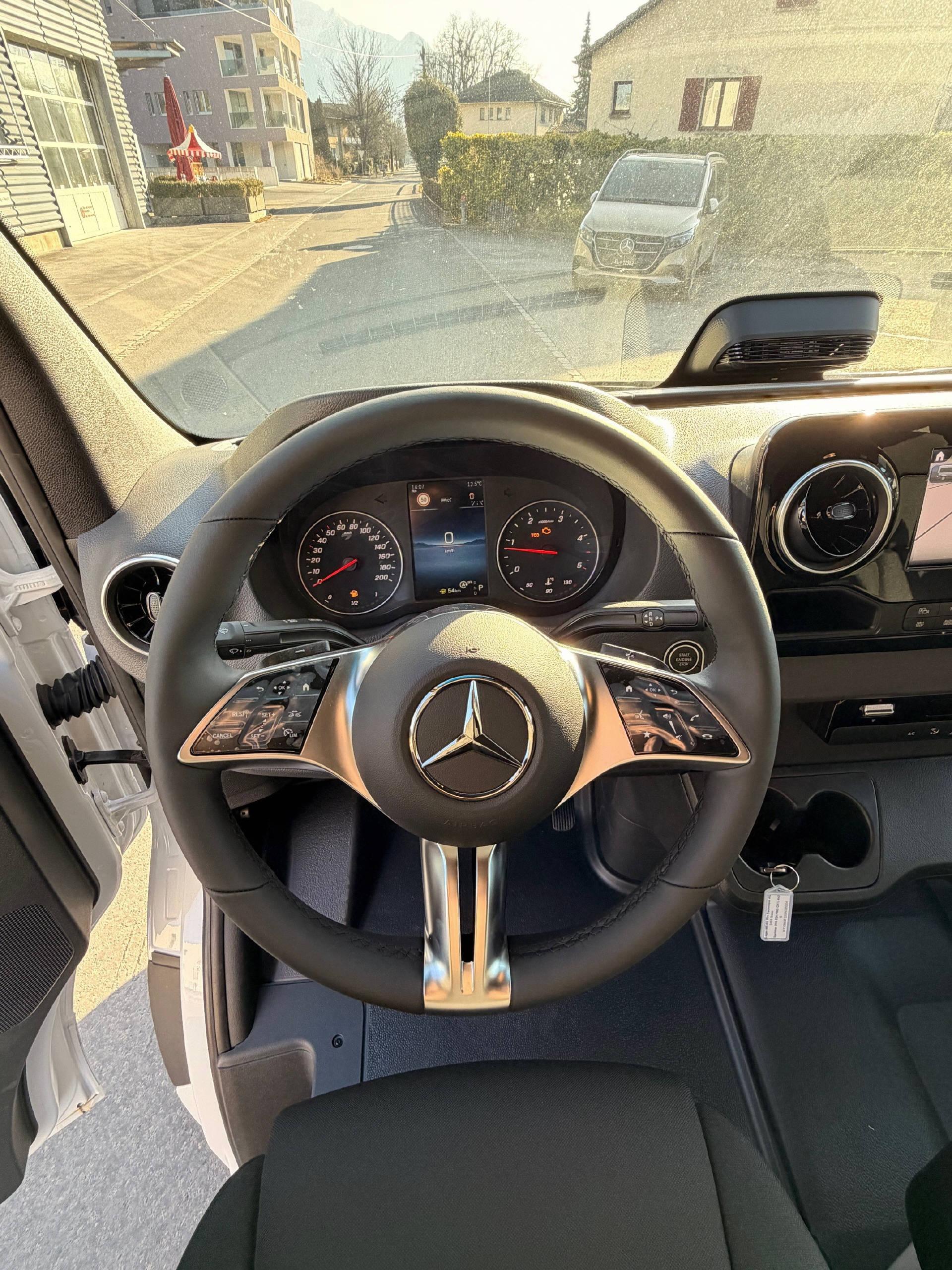 MERCEDES-BENZ Sprinter 319 Kab.-Ch. 4325 L 2.0 CDI 190 Pro-image-7