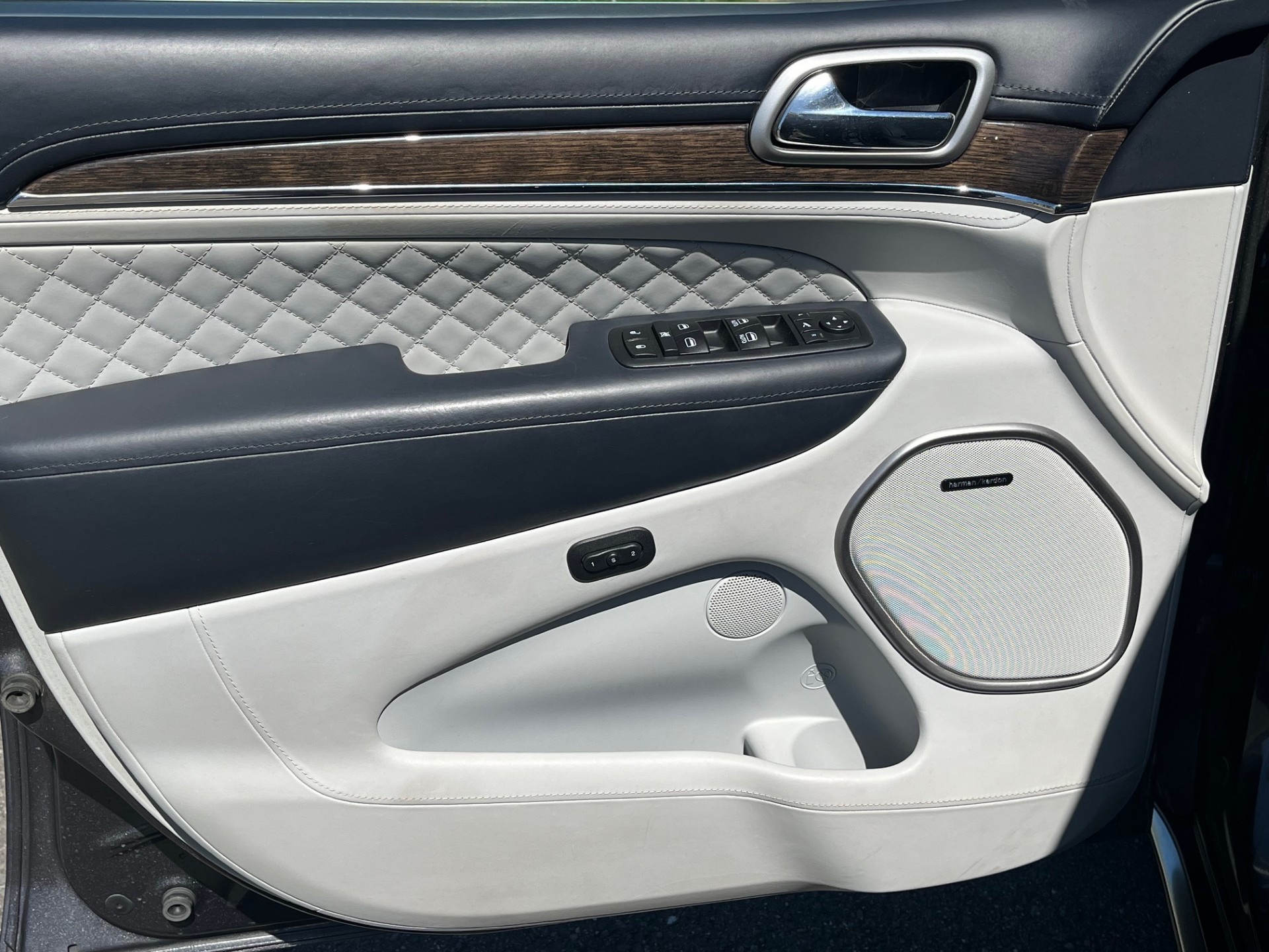 JEEP Grand Cherokee 3.0 CRD Summit Automatic-image-14