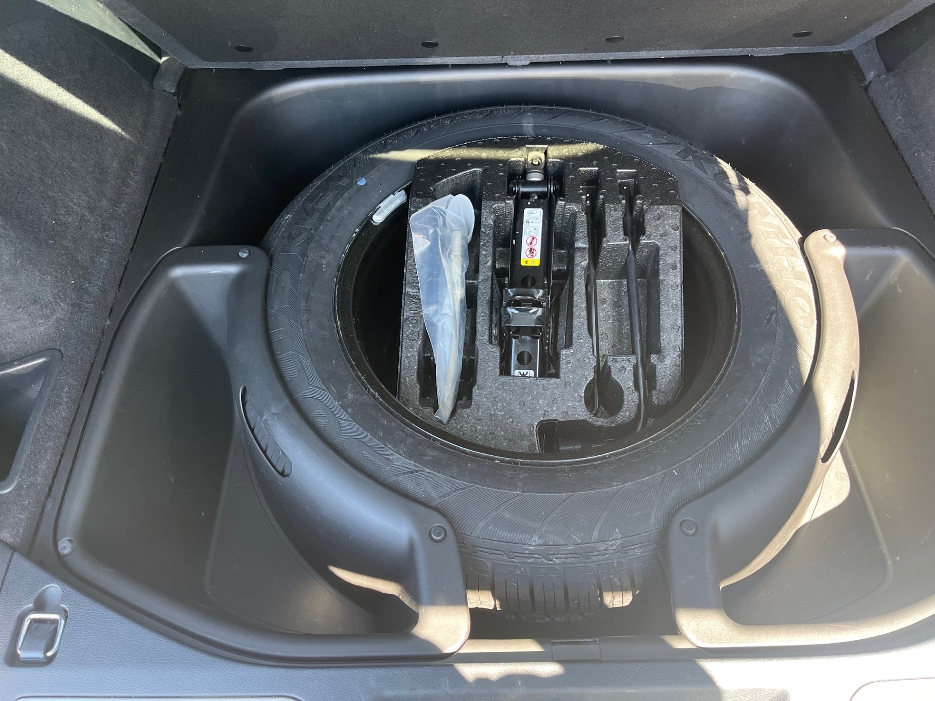 JEEP Grand Cherokee 3.0 CRD Summit Automatic-image-17