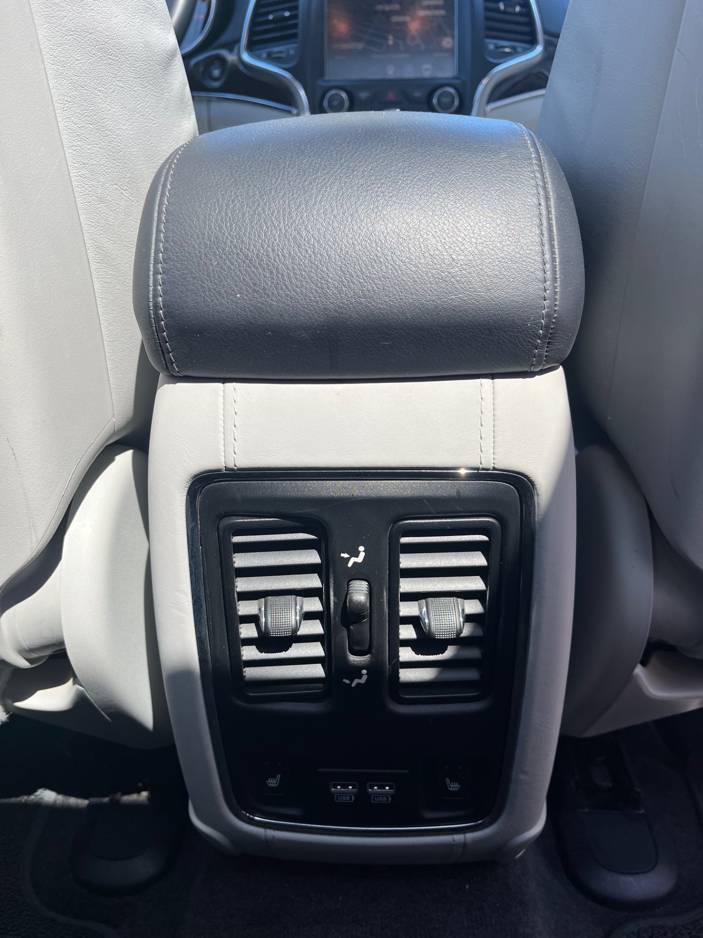 JEEP Grand Cherokee 3.0 CRD Summit Automatic-image-16