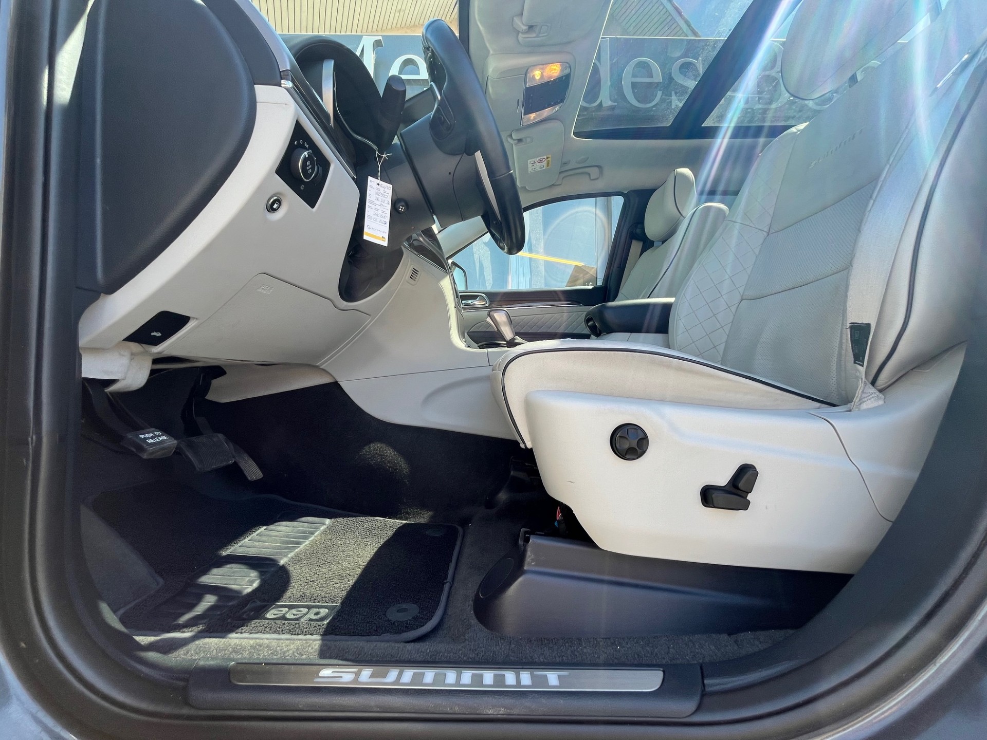 JEEP Grand Cherokee 3.0 CRD Summit Automatic-image-15