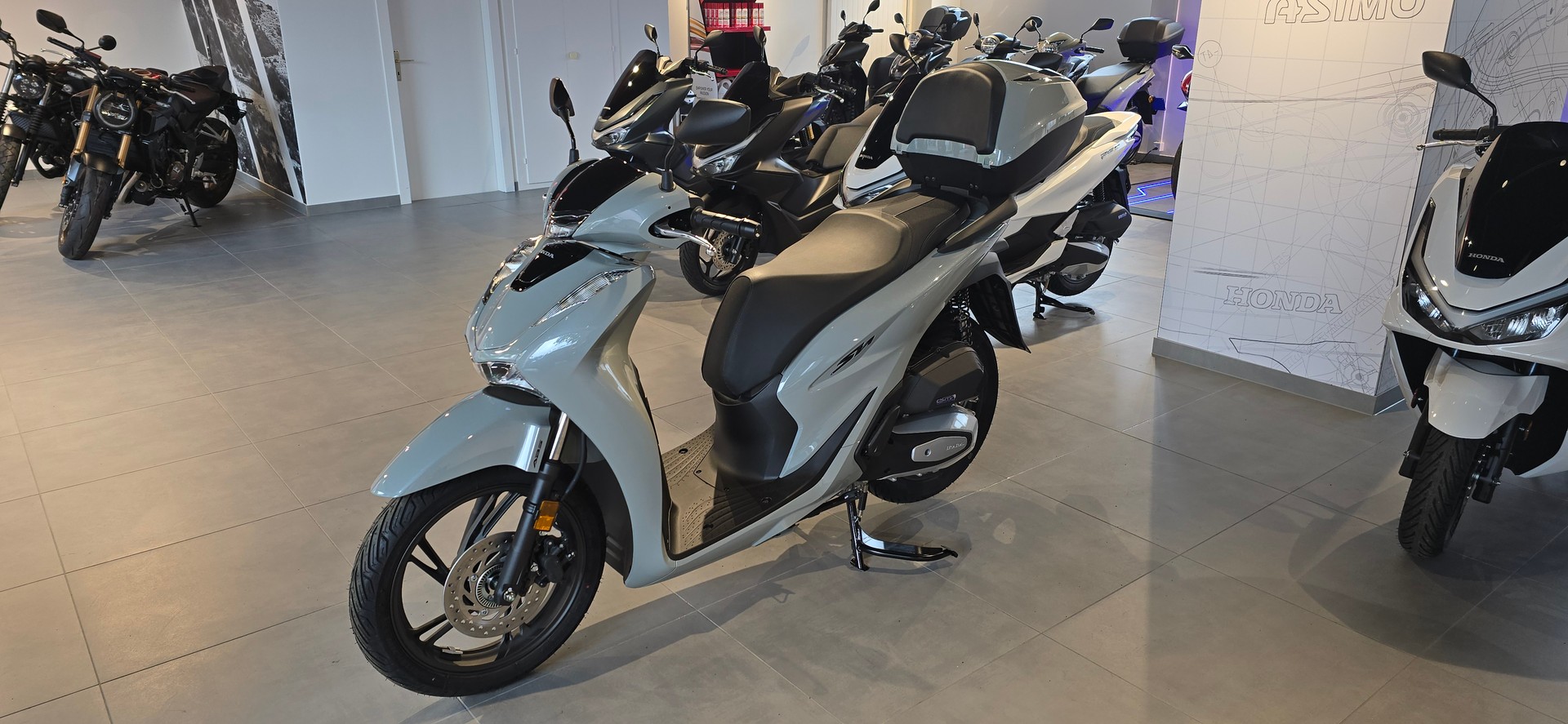 HONDA SH 125 +-image-0