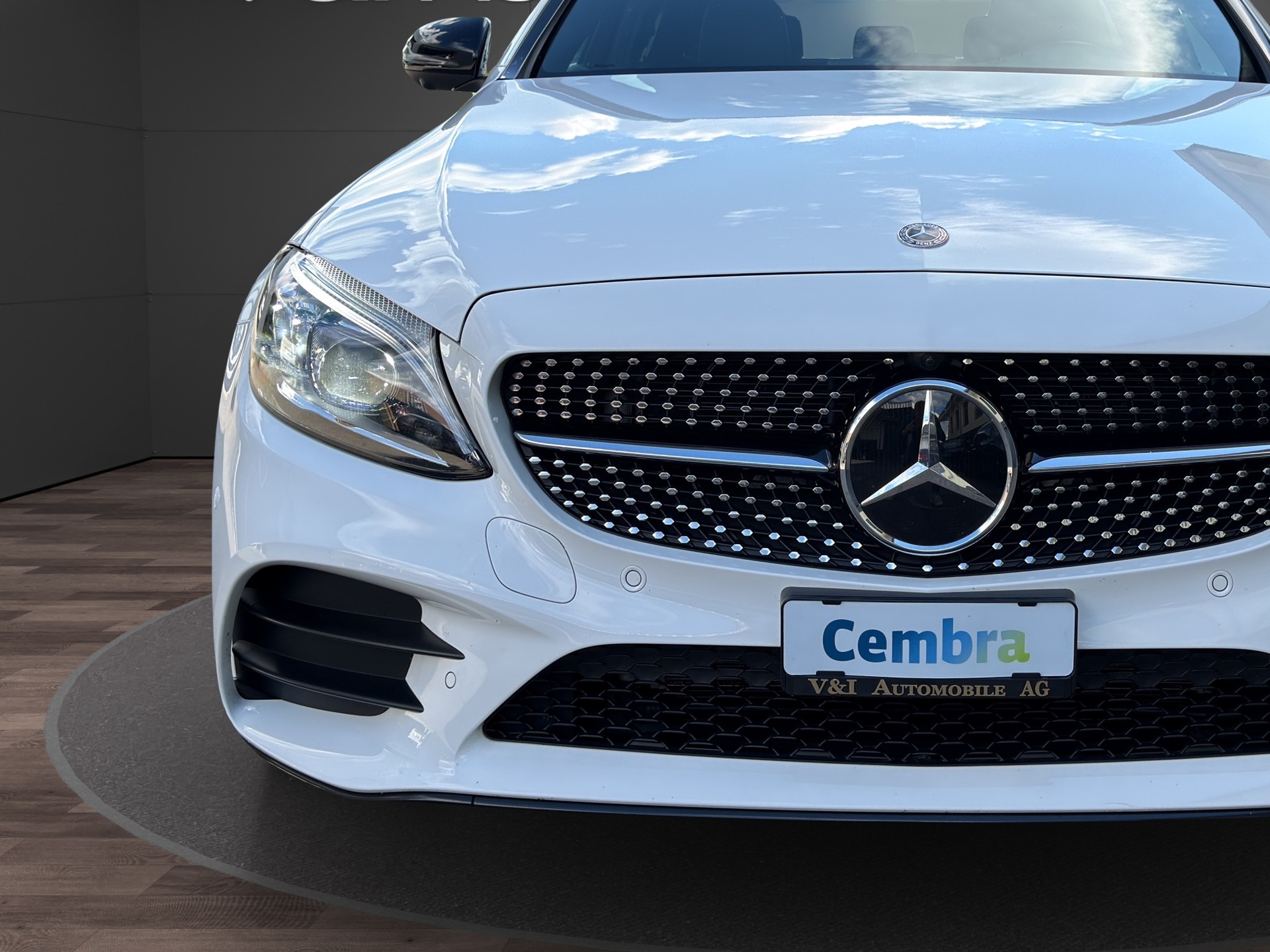 MERCEDES-BENZ C 200 Swiss Star AMG Line 4M 9G-Tronic-image-8
