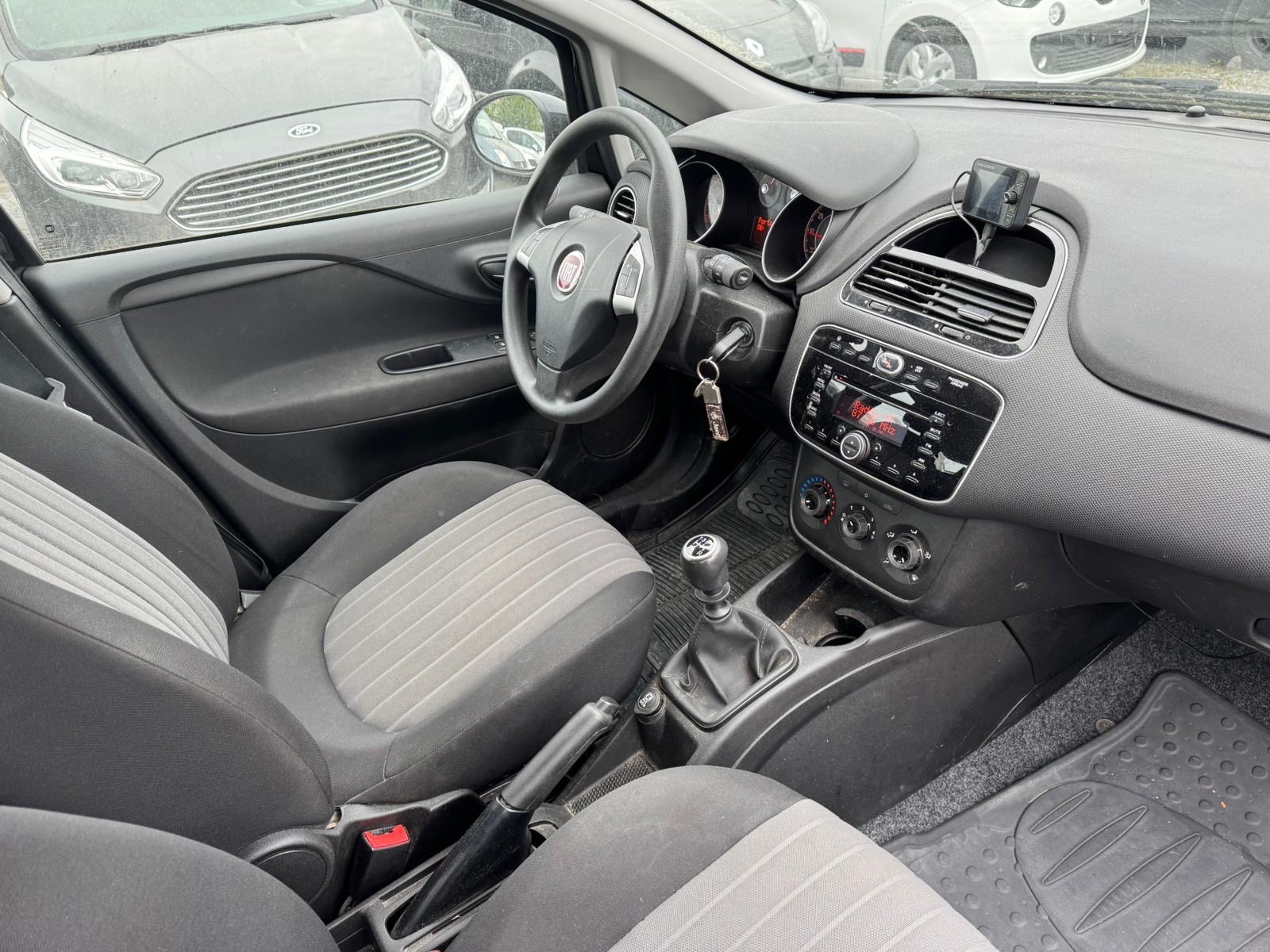 FIAT Punto 1.2 MyStyle-image-6