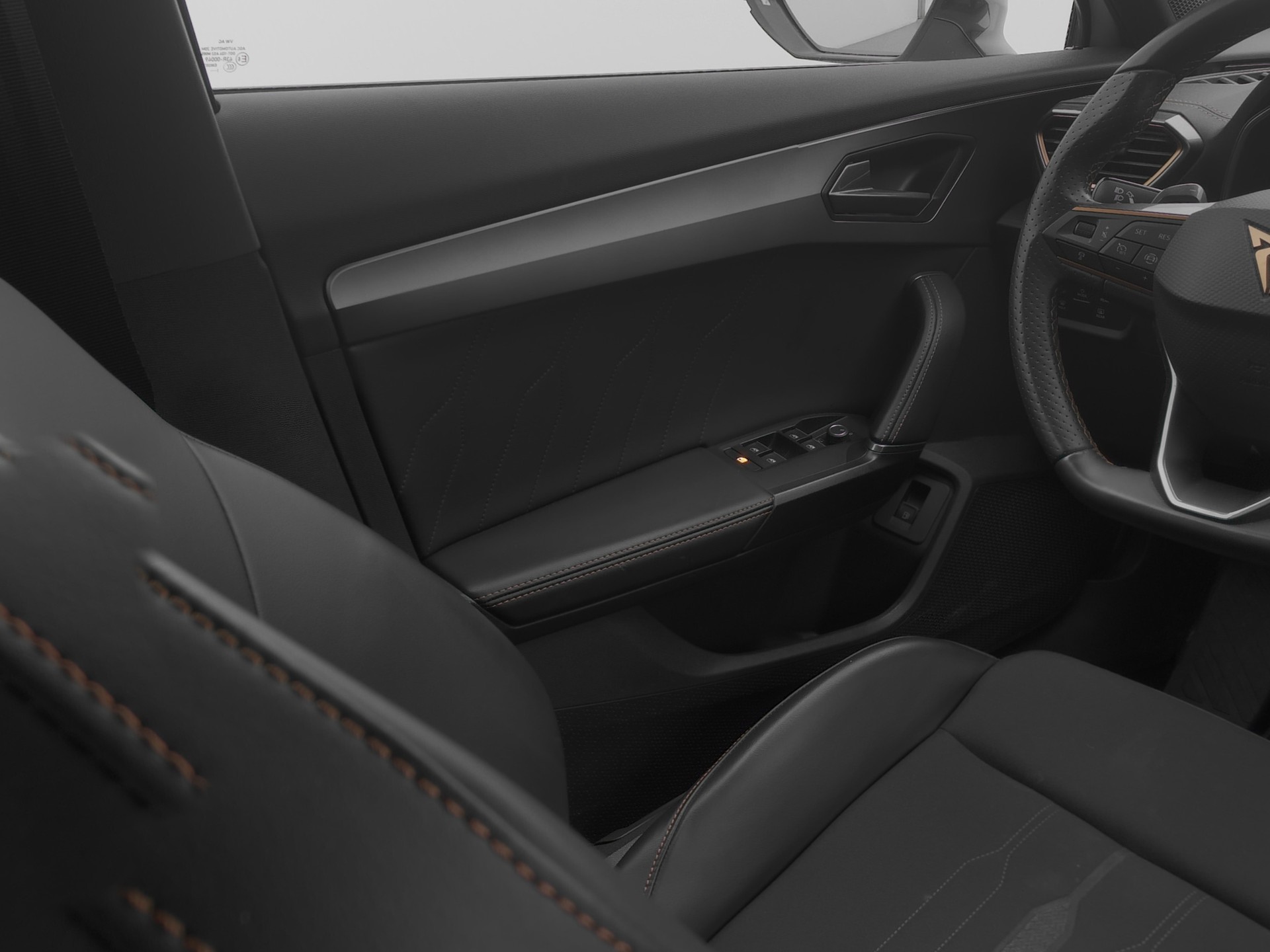CUPRA Formentor 1.4 e-HYBRID pHEV Allalin DSG-image-8