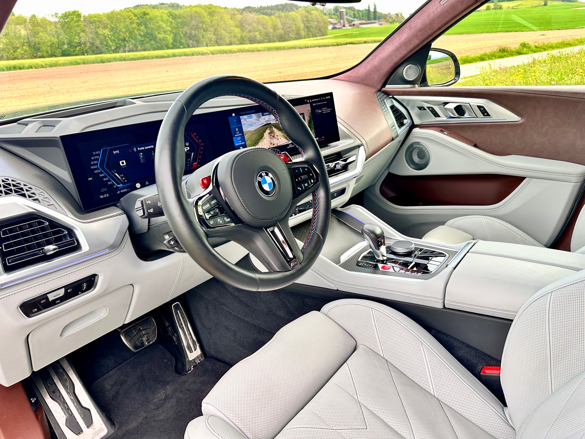 BMW XM xDrive PHEV Steptronic-image-8