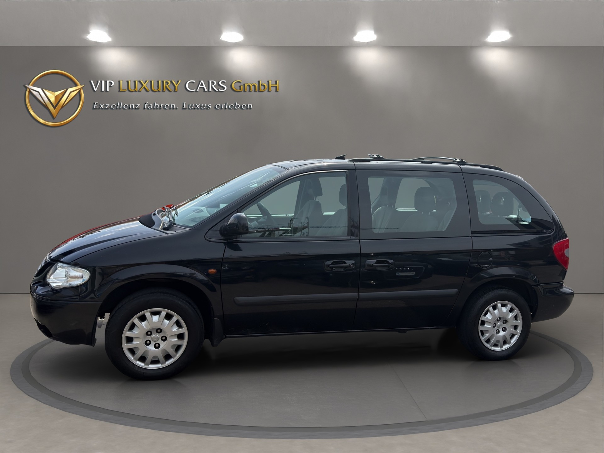CHRYSLER Voyager 2.4 SE Swiss Edition-image-6