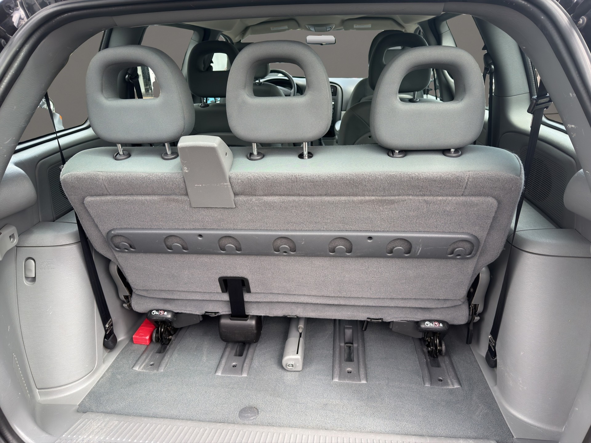 CHRYSLER Voyager 2.4 SE Swiss Edition-image-15