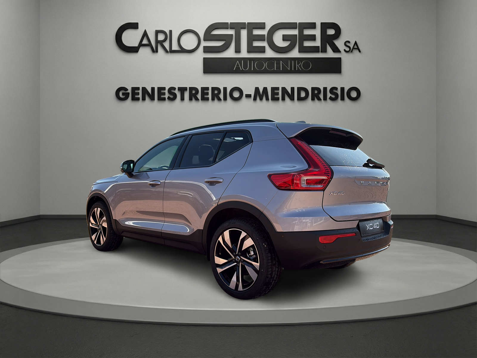 VOLVO XC40 B3 Benzin Mild Hybrid Plus Dark DCT-image-7