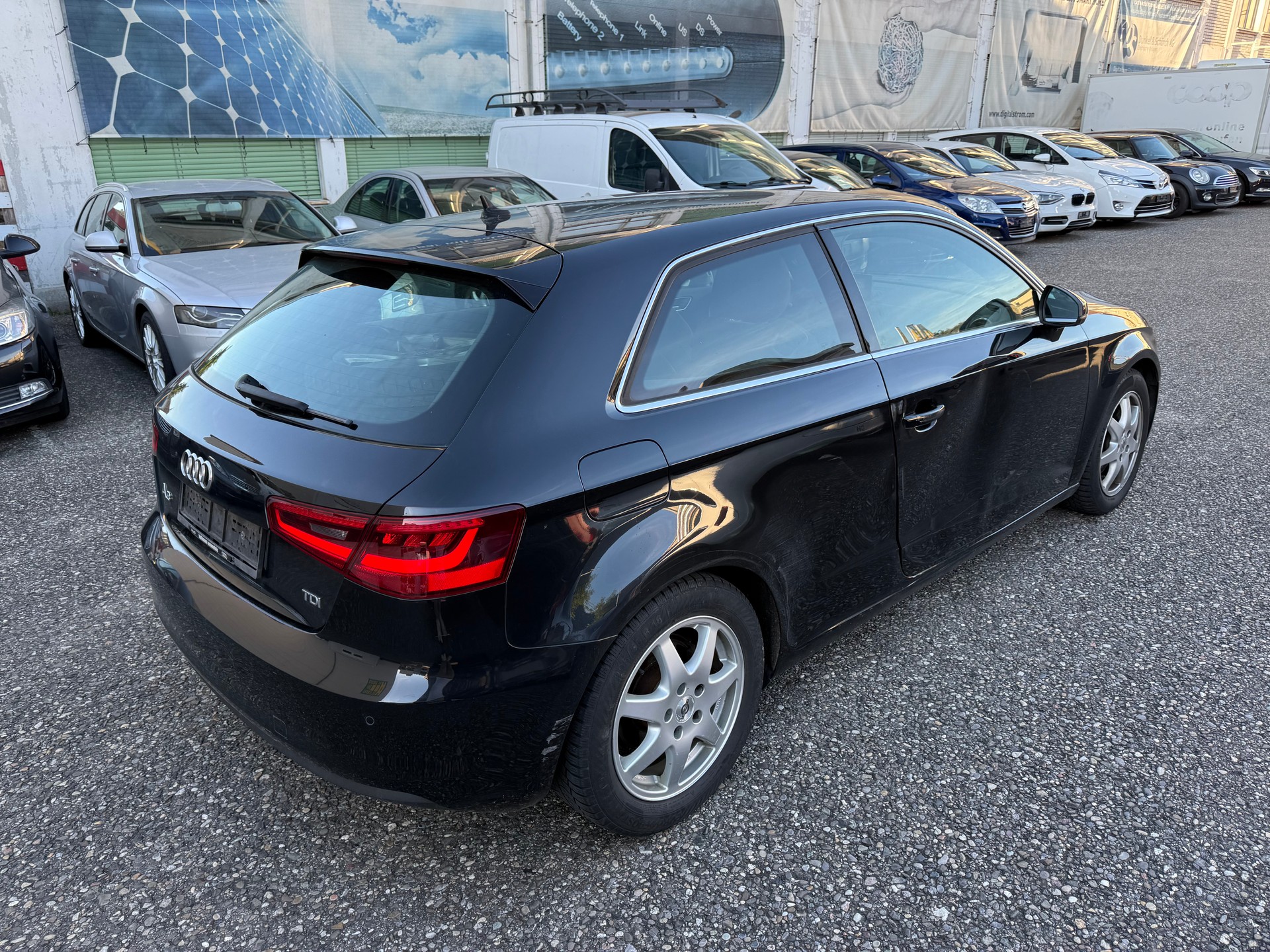 AUDI A3 2.0 TDI Ambition S-tronic-image-6