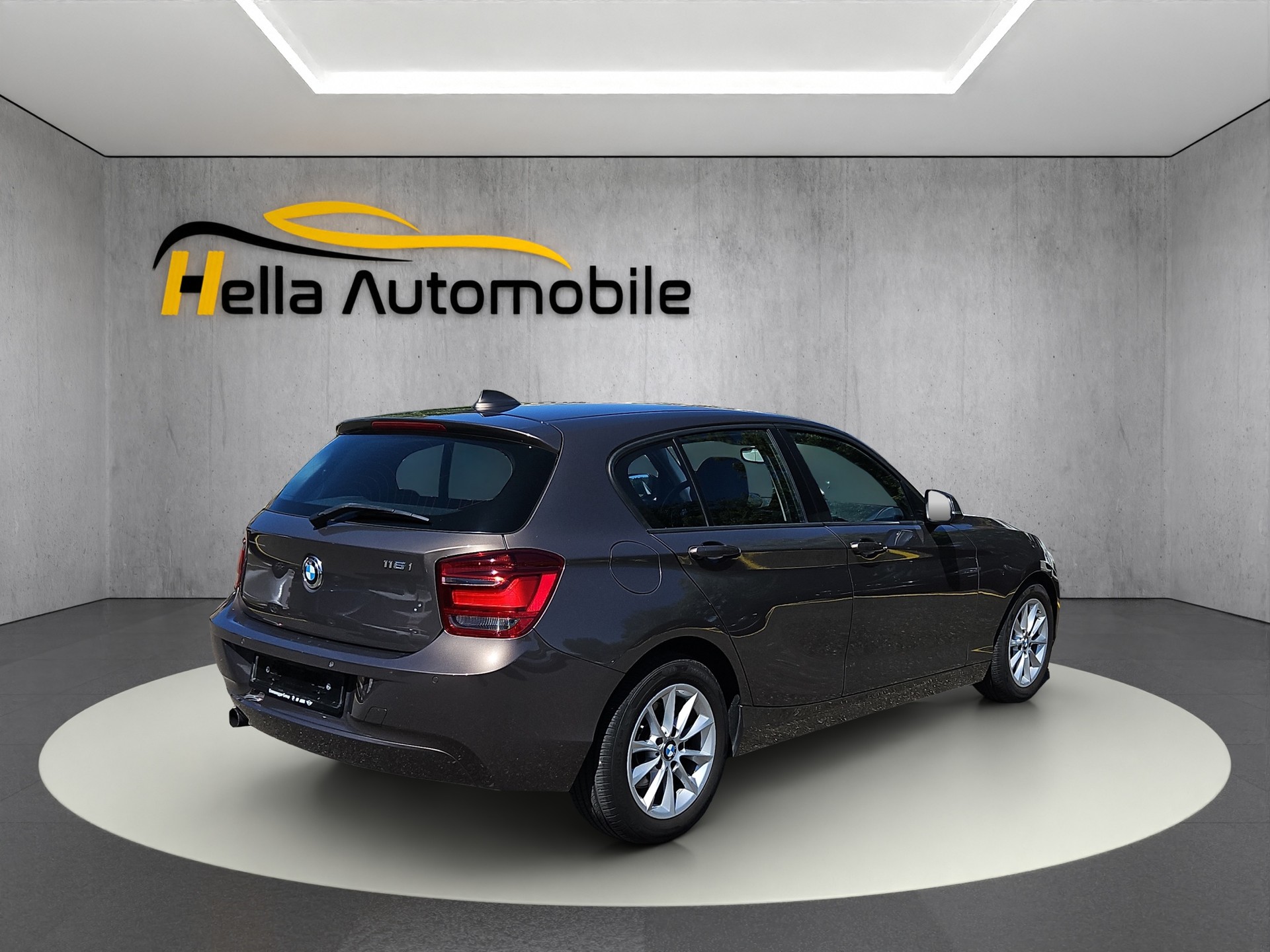 BMW 116i Steptronic-image-1