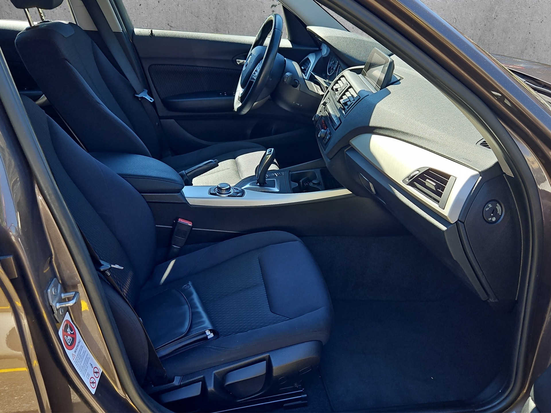 BMW 116i Steptronic-image-8