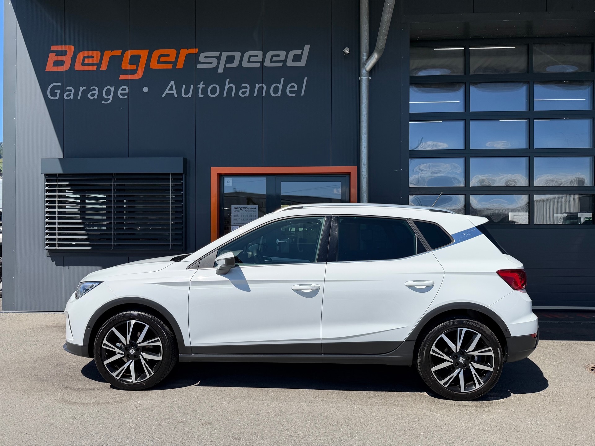 SEAT Arona 1.0 TSI Eco FR DSG-showroom-element-2