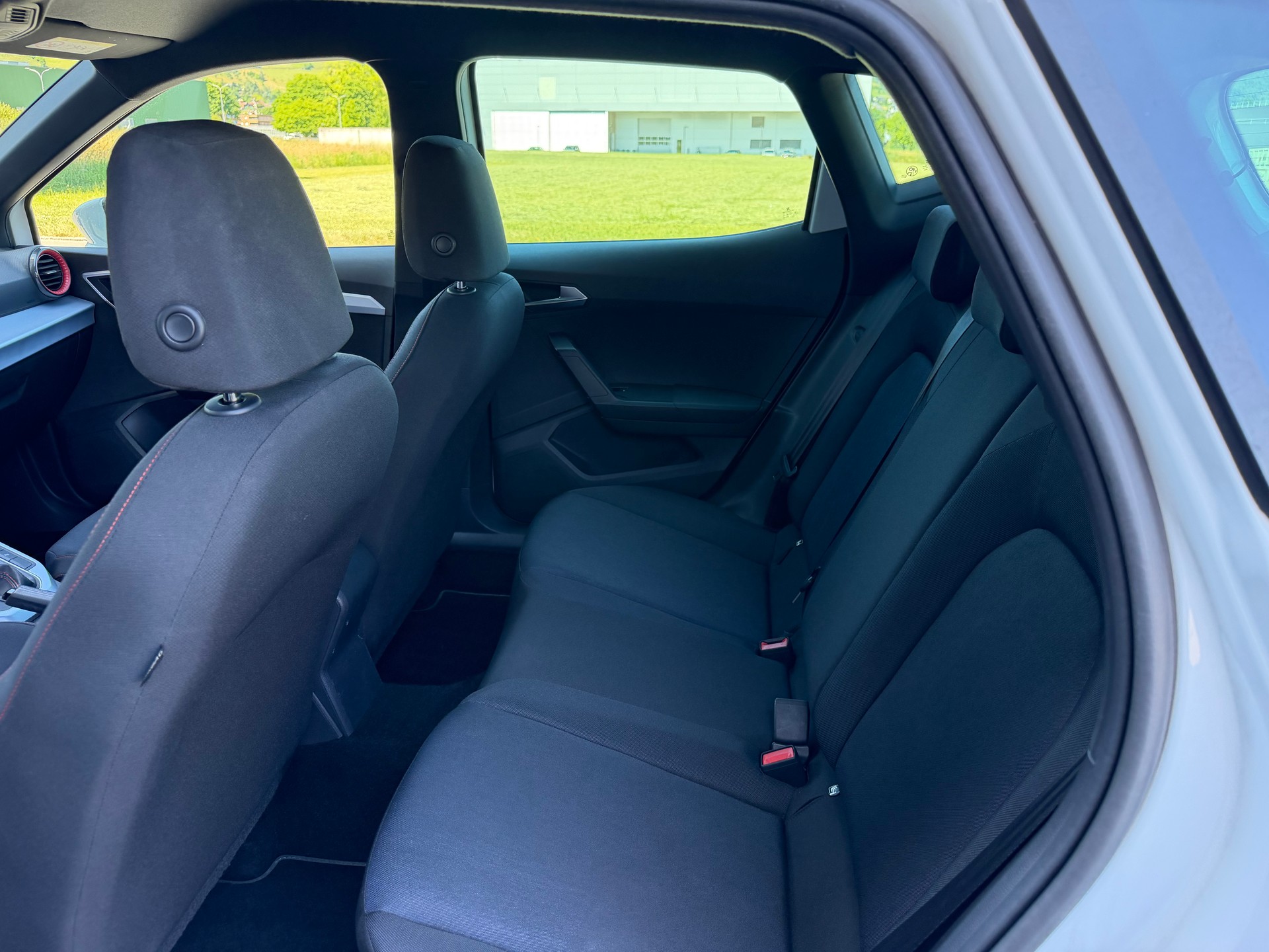 SEAT Arona 1.0 TSI Eco FR DSG-image-11