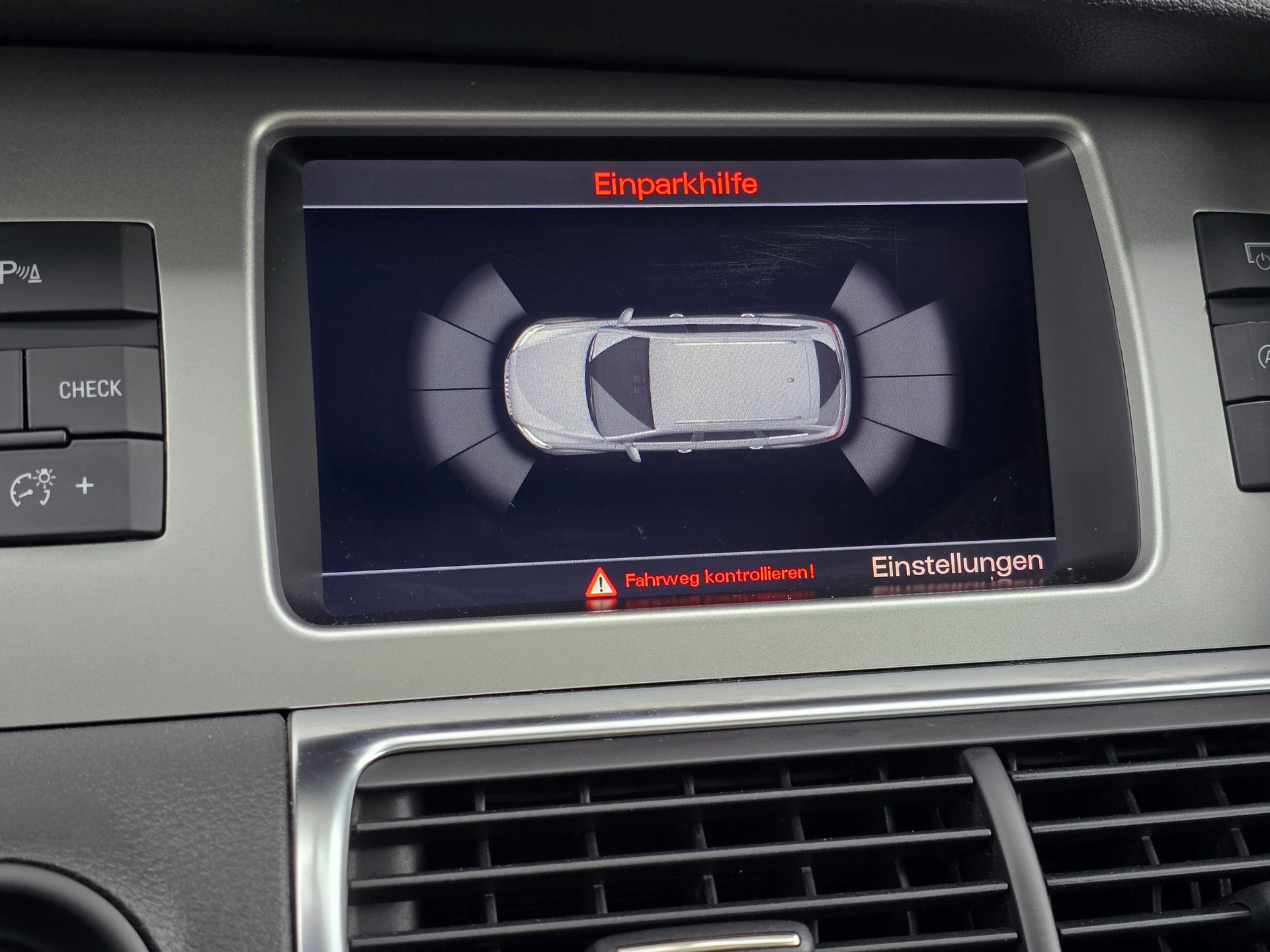 AUDI Q7 3.0 TDI S-Line V12-Optik Quattro TIPTRONIC 7-Sitzer mit AHK-image-20