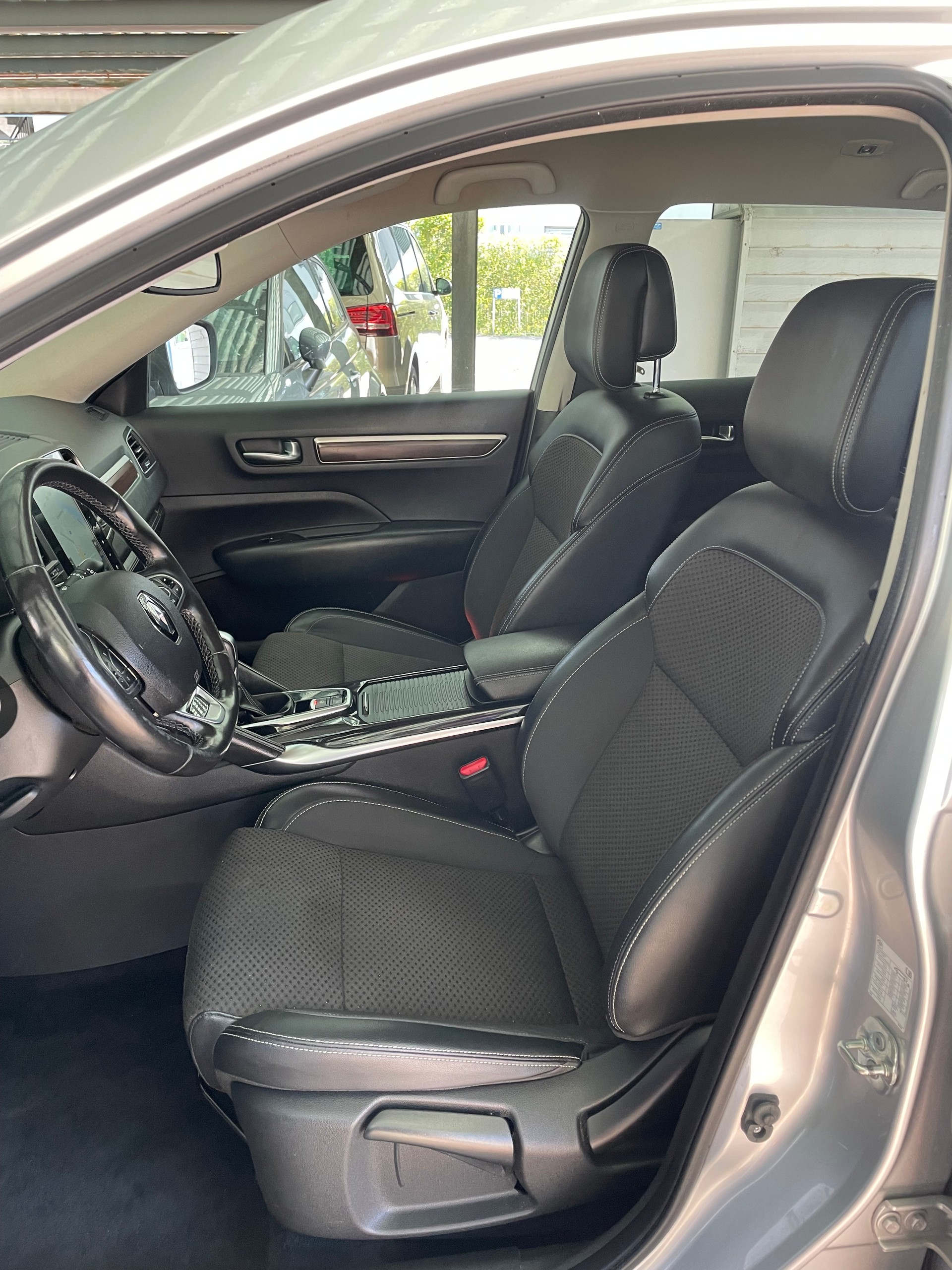 RENAULT Koleos 2.0 dCi Initial Paris 4x4 Xtronic CVT-image-7