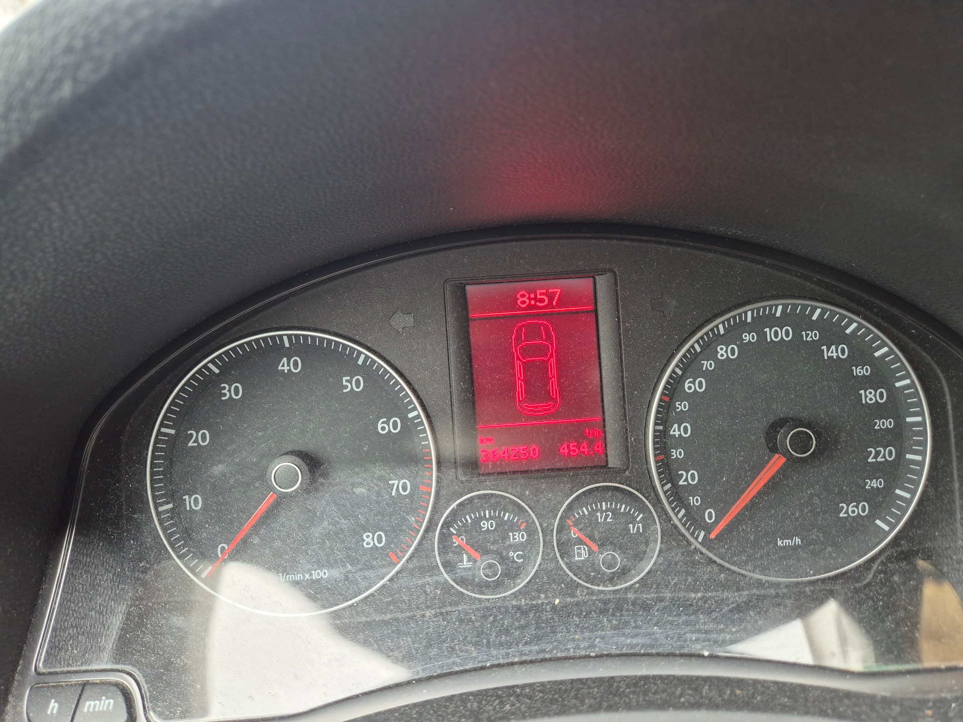 VW Golf 2.0 FSI Comfortline 4Motion-image-13