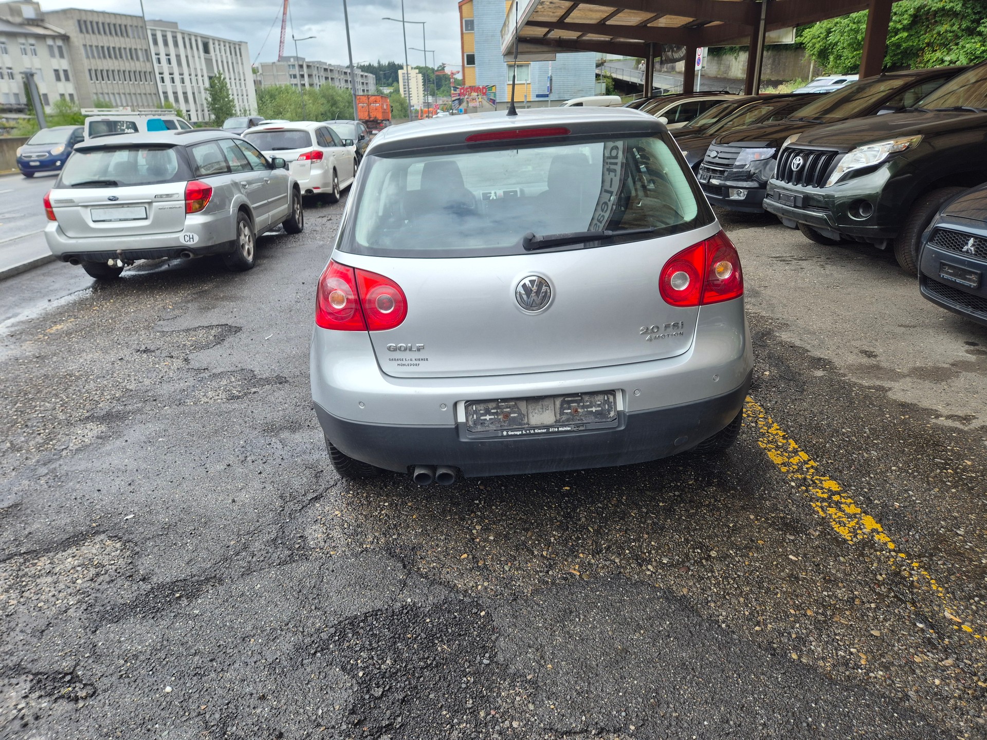 VW Golf 2.0 FSI Comfortline 4Motion-image-4