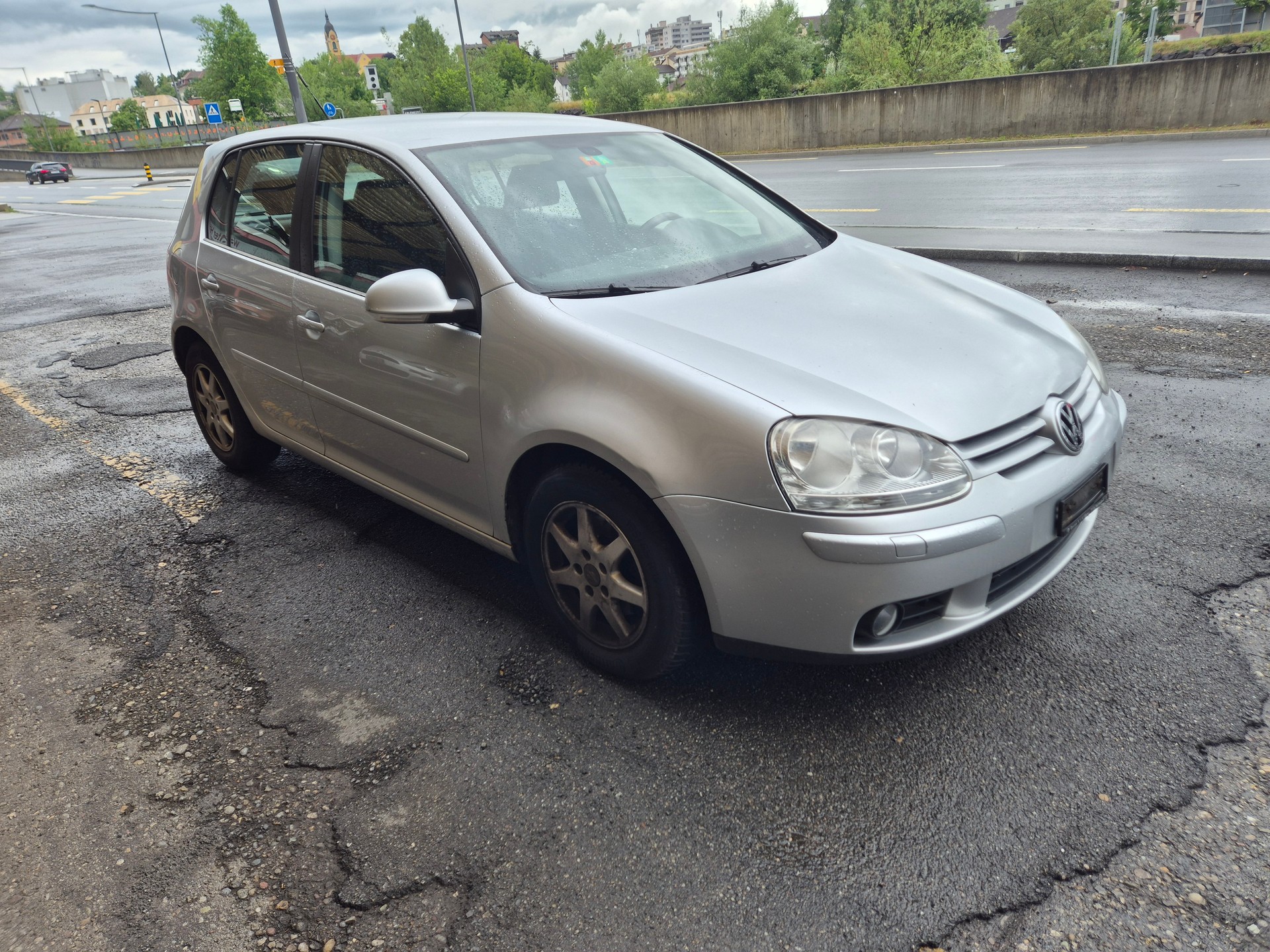VW Golf 2.0 FSI Comfortline 4Motion-image-8