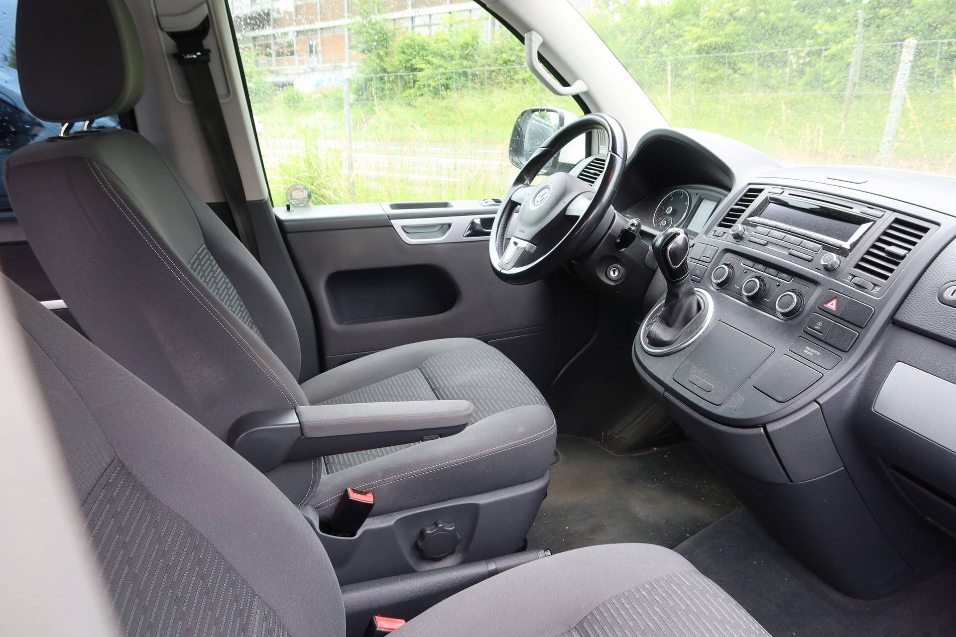 VW Multivan TDI Comfort A-image-5
