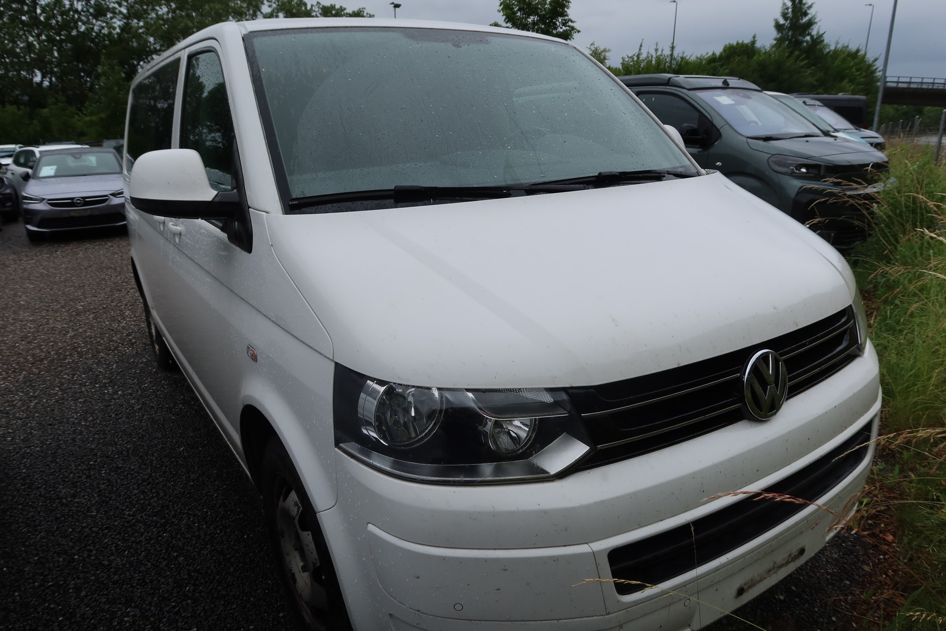 VW Multivan TDI Comfort A-image-0