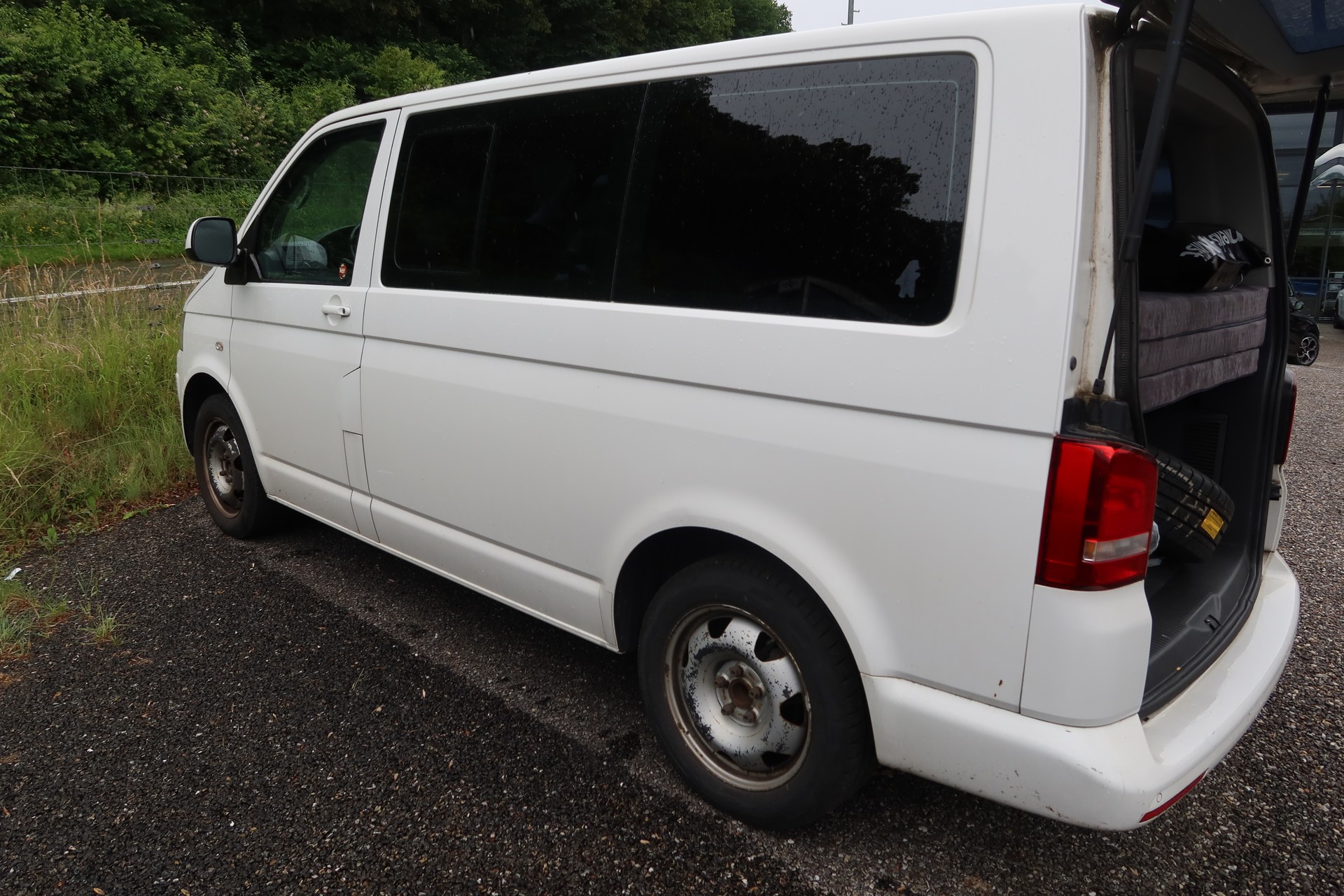 VW Multivan TDI Comfort A-image-2