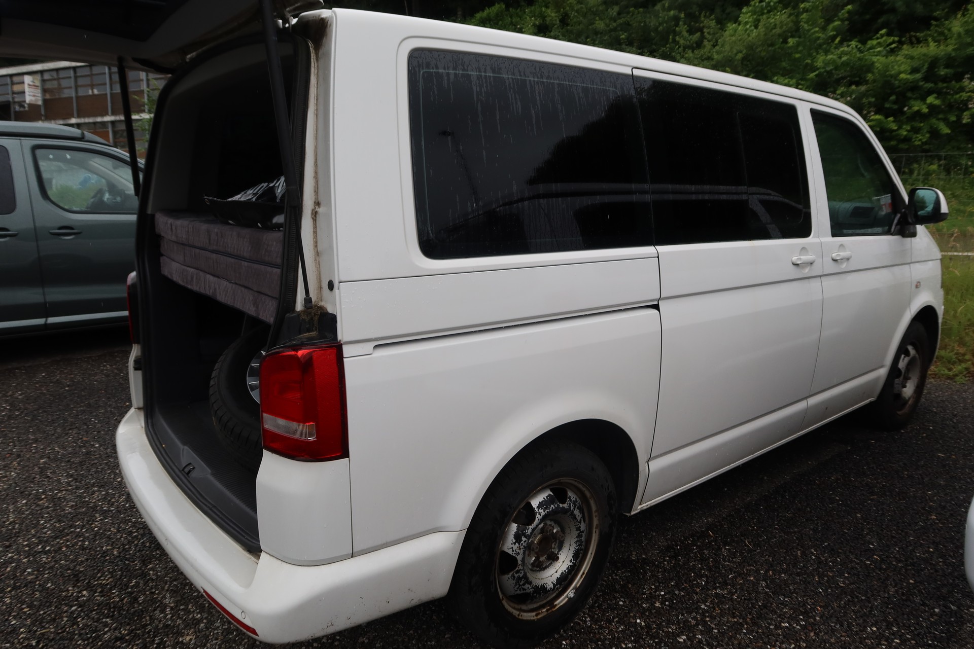 VW Multivan TDI Comfort A-image-1