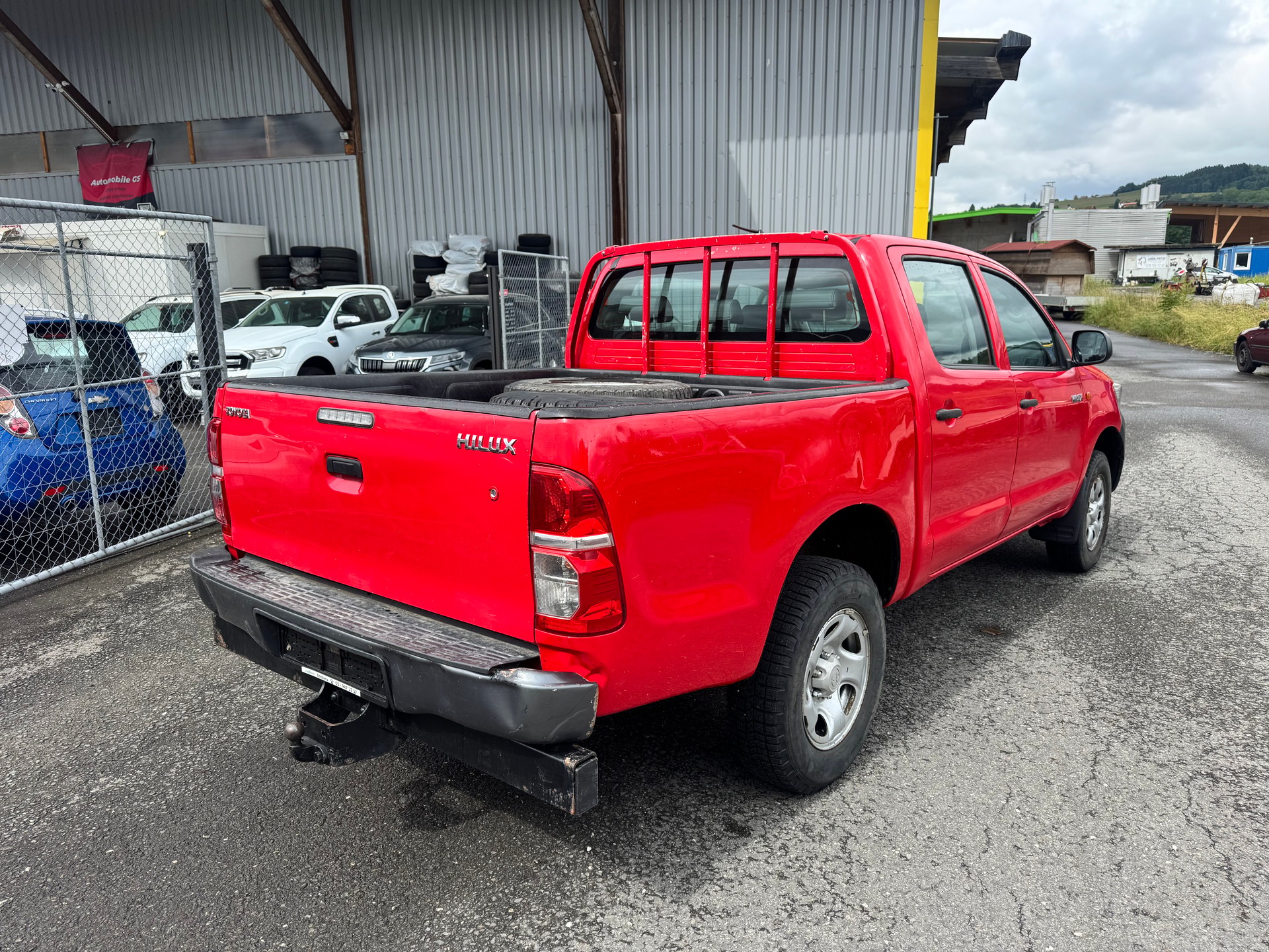 TOYOTA Hilux 2.5D 4WD Double Cab Luna-image-4