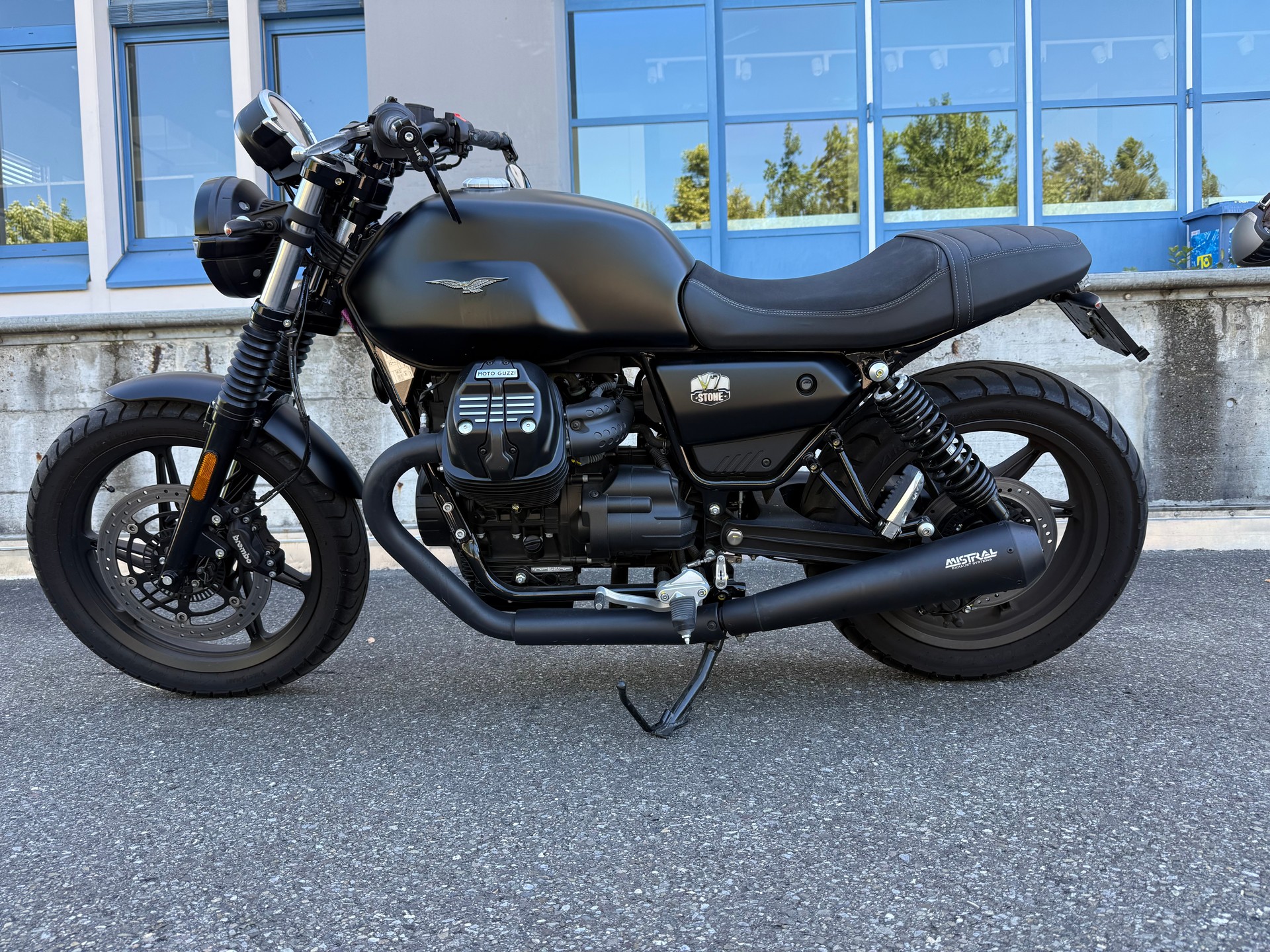 MOTO GUZZI V7 IV 850 Stone-image-4