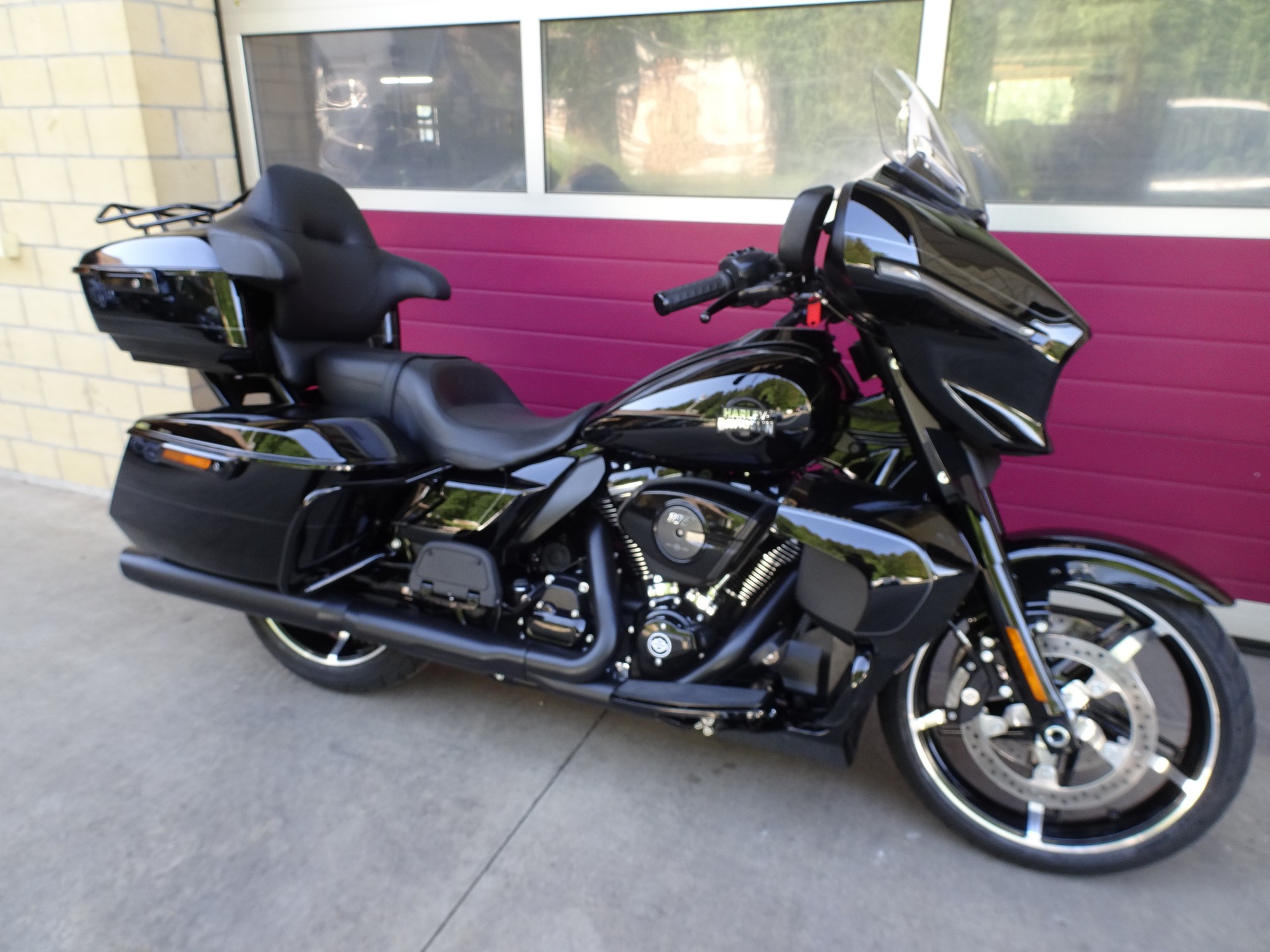 HARLEY-DAVIDSON FLHXU Street Glide Ultra 117-image-2