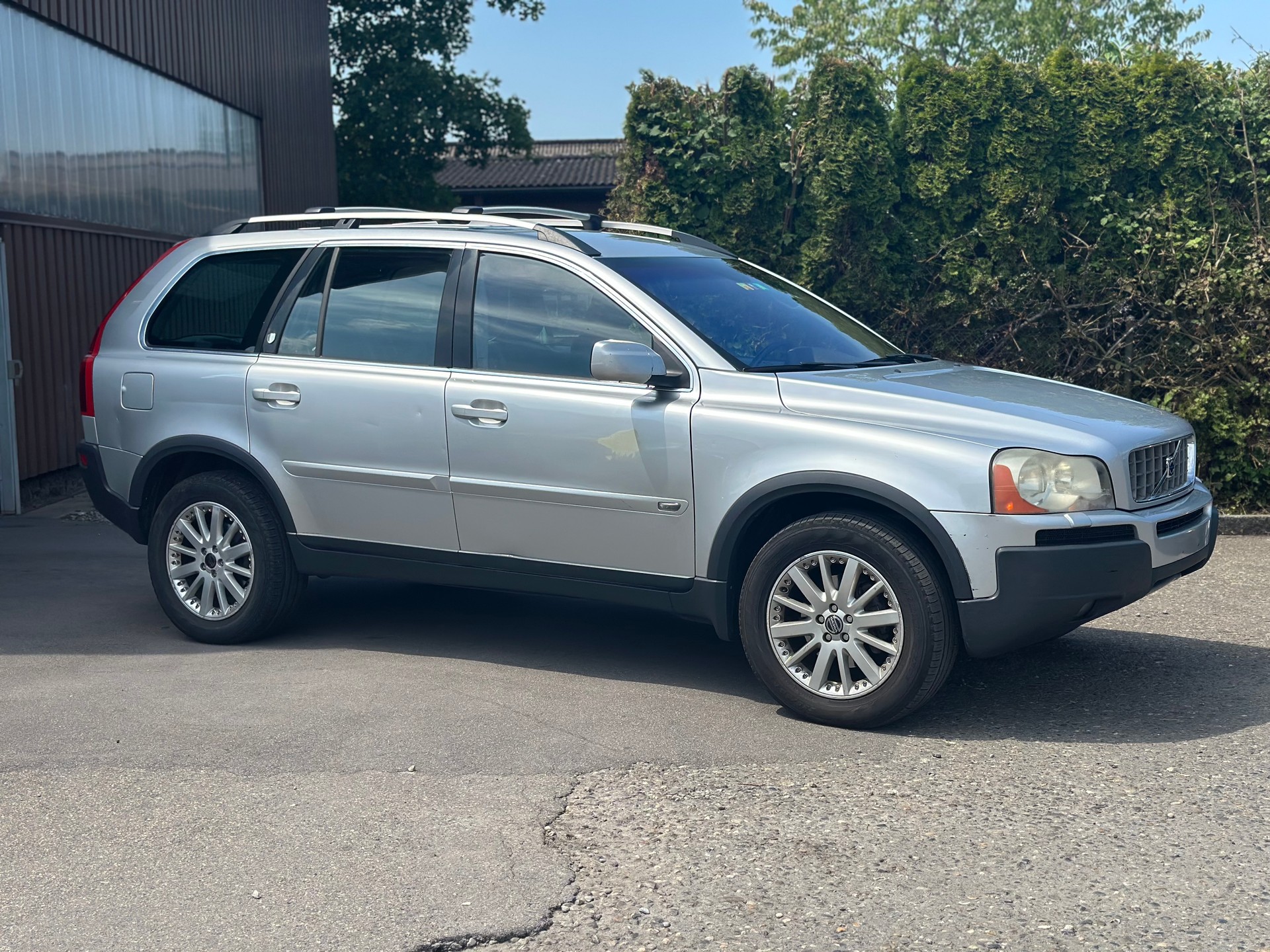 VOLVO XC90 2.5T AWD Executive Geartronic-image-1