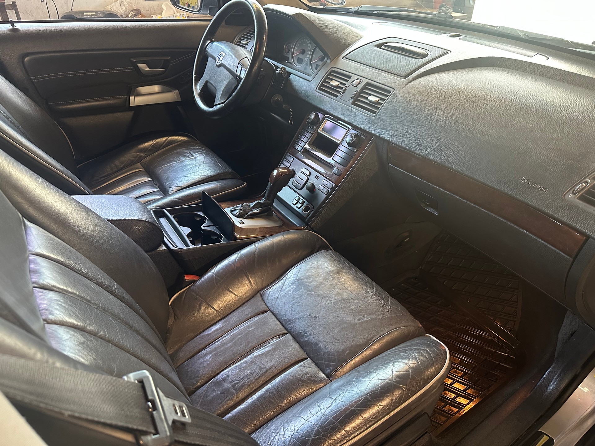 VOLVO XC90 2.5T AWD Executive Geartronic-image-9