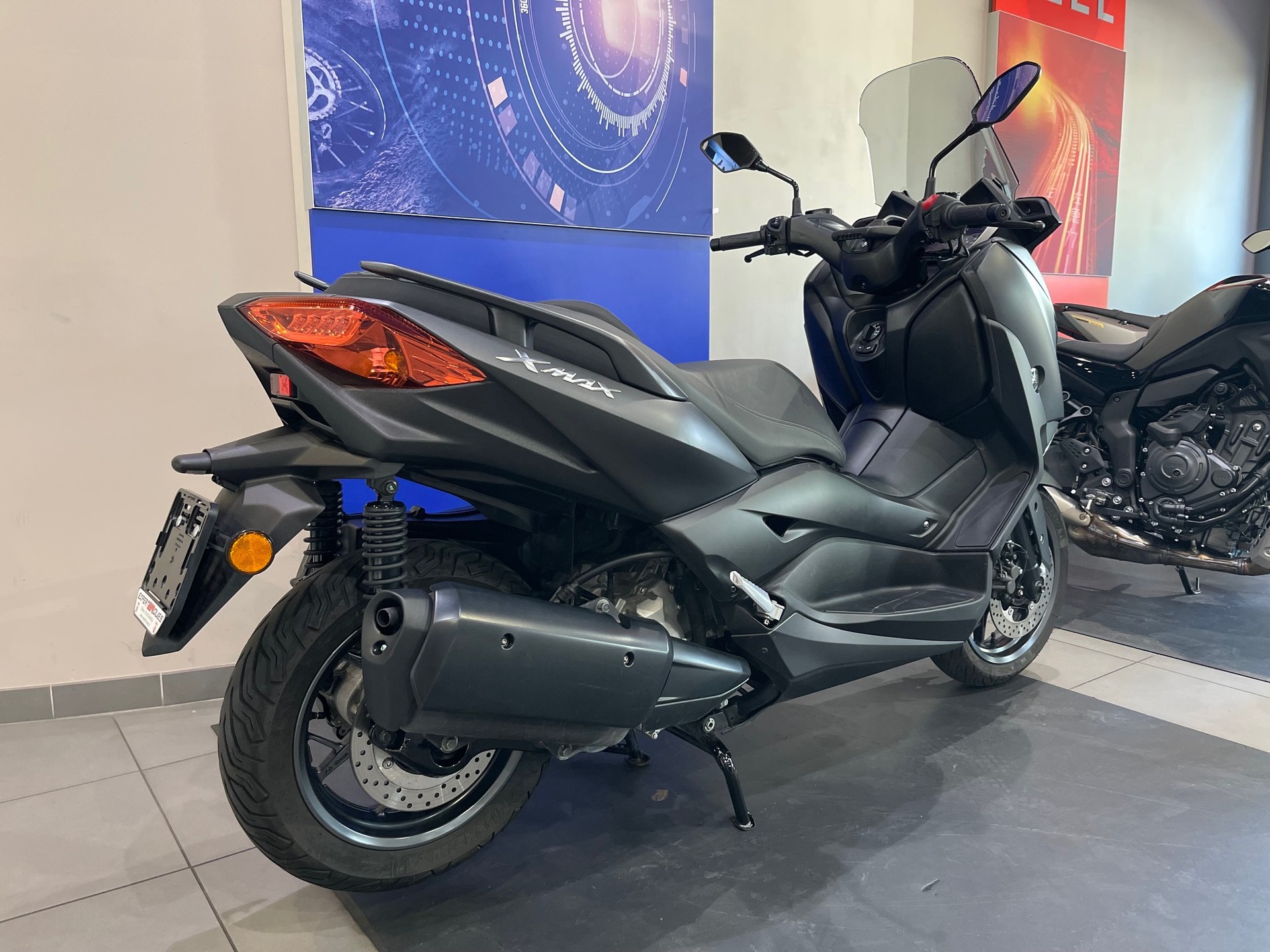 YAMAHA X-Max CZD 300 ABS-image-3