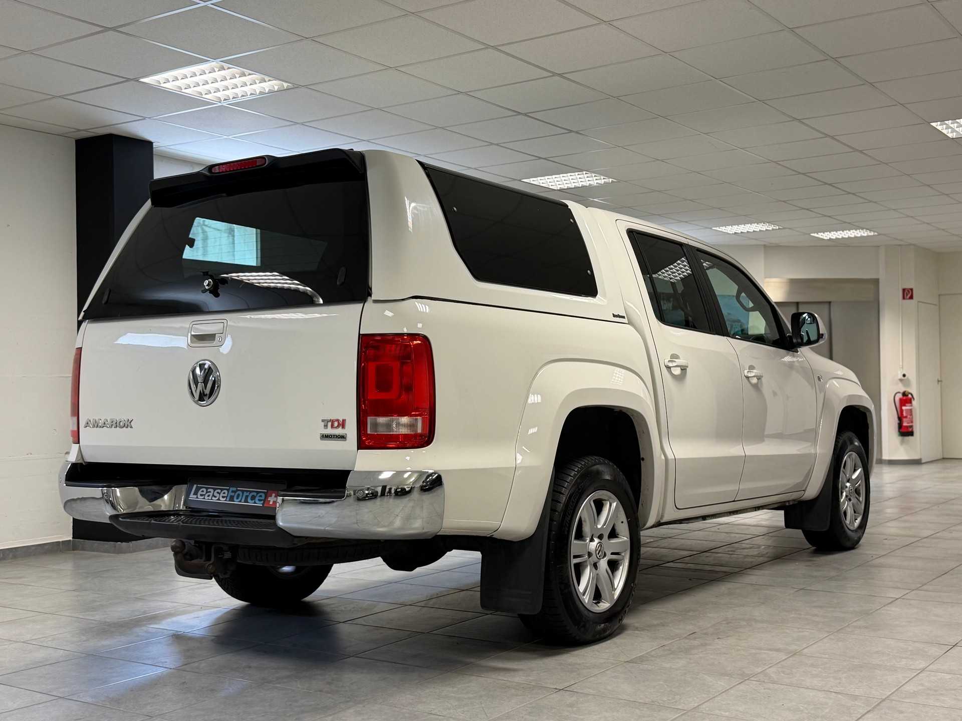 VW Amarok 2.0 BiTDI Highline 4Motion permanent A-image-13