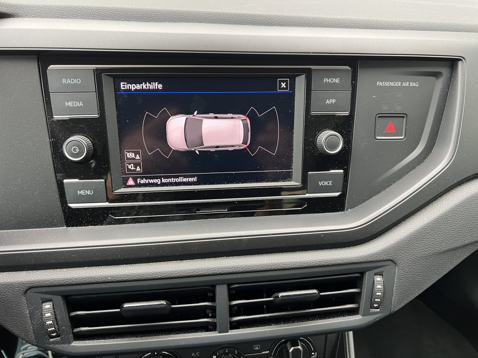 VW Polo 1.0 TSI Basis-image-11