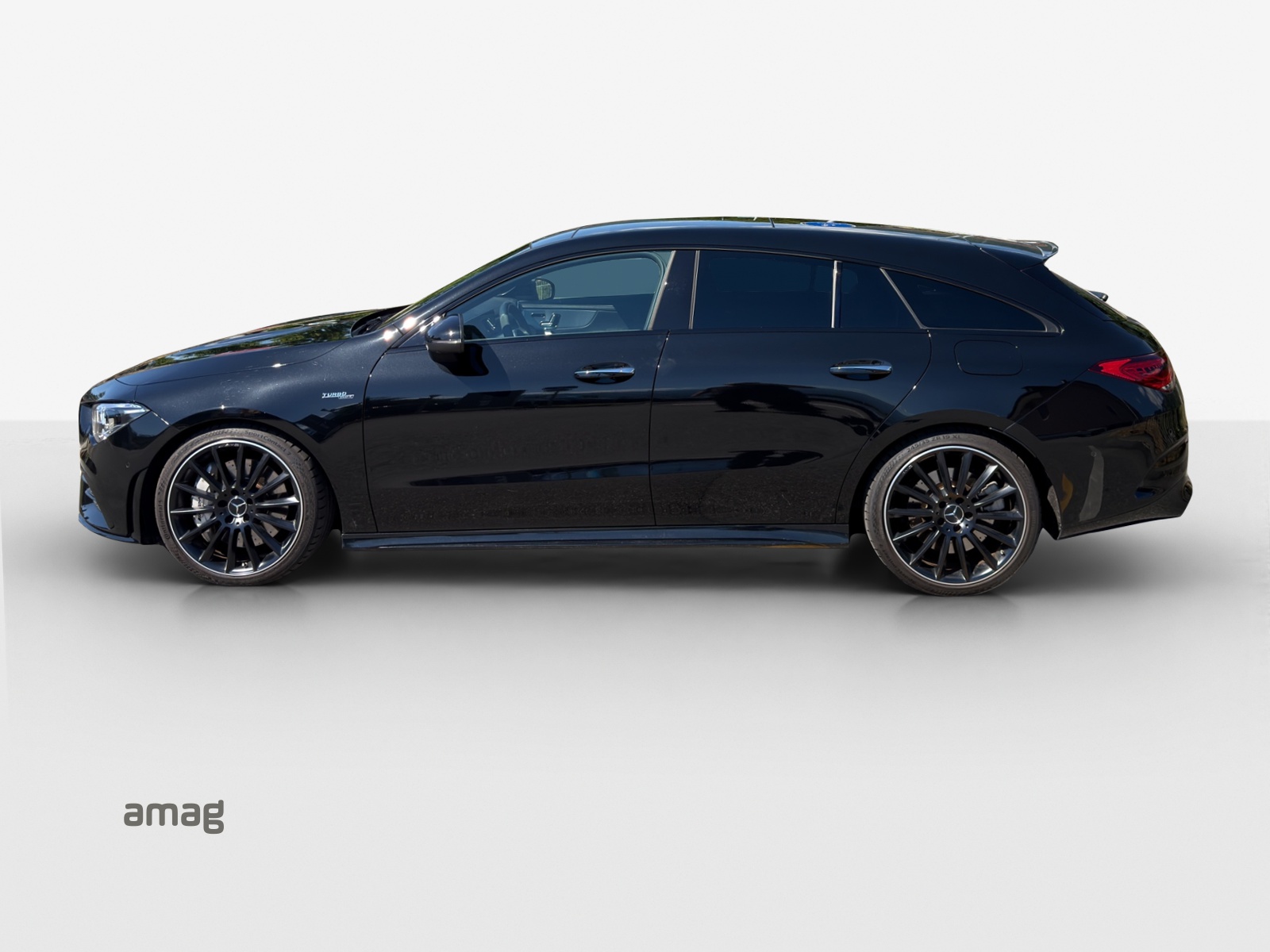 MERCEDES-BENZ CLA Shooting Brake 35 AMG 4Matic 7G-DCT-showroom-element-1