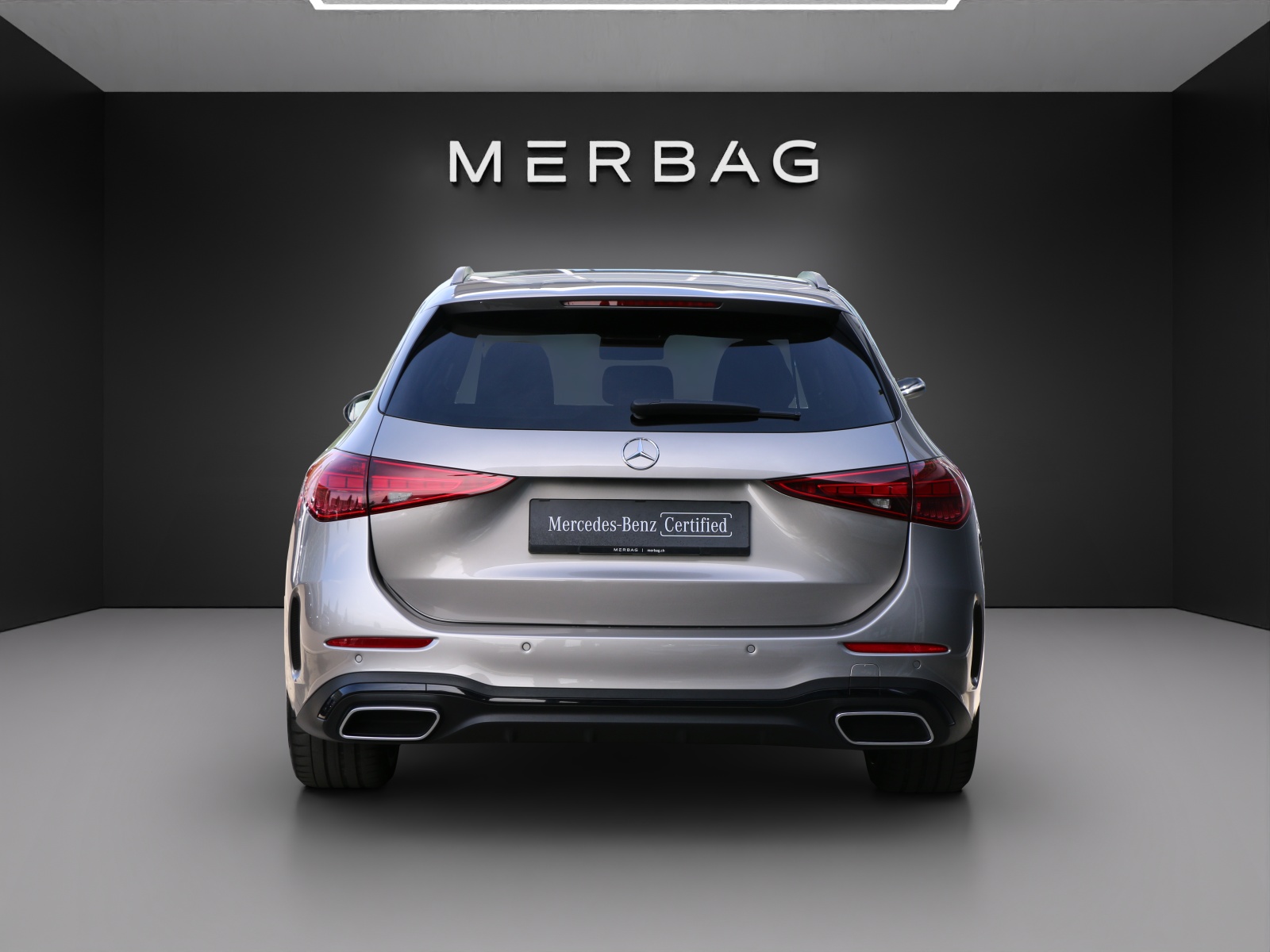 MERCEDES-BENZ C 220 d T AMG Line-image-3