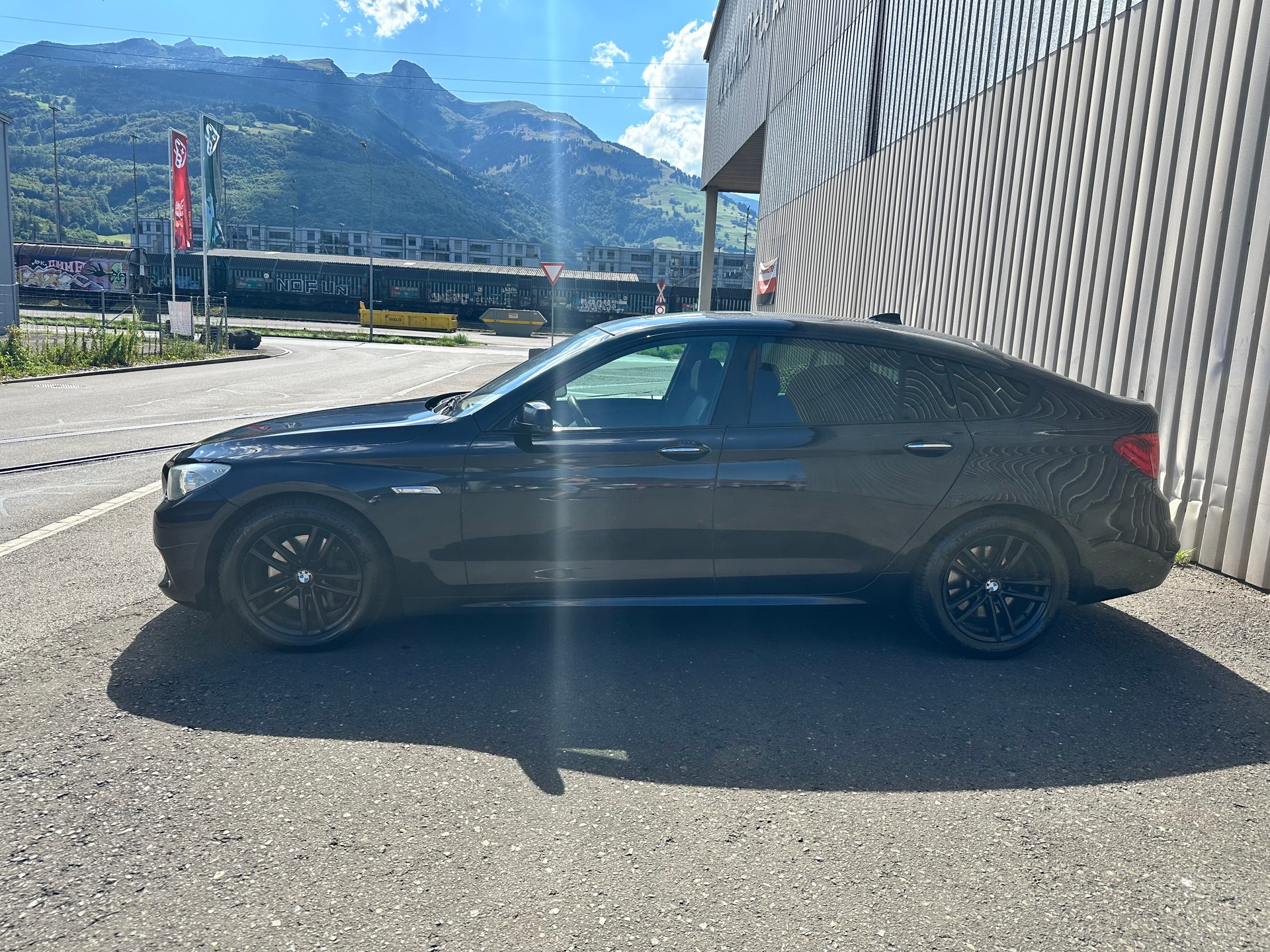 BMW 530d GT Steptronic M-Packet-image-3