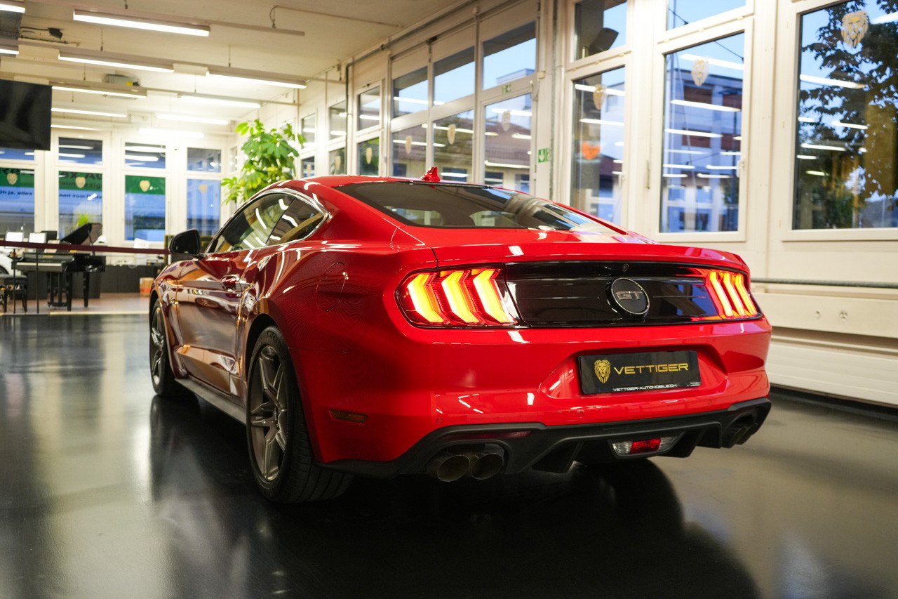 FORD Mustang Fastback 5.0 V8 GT Automat-showroom-element-3