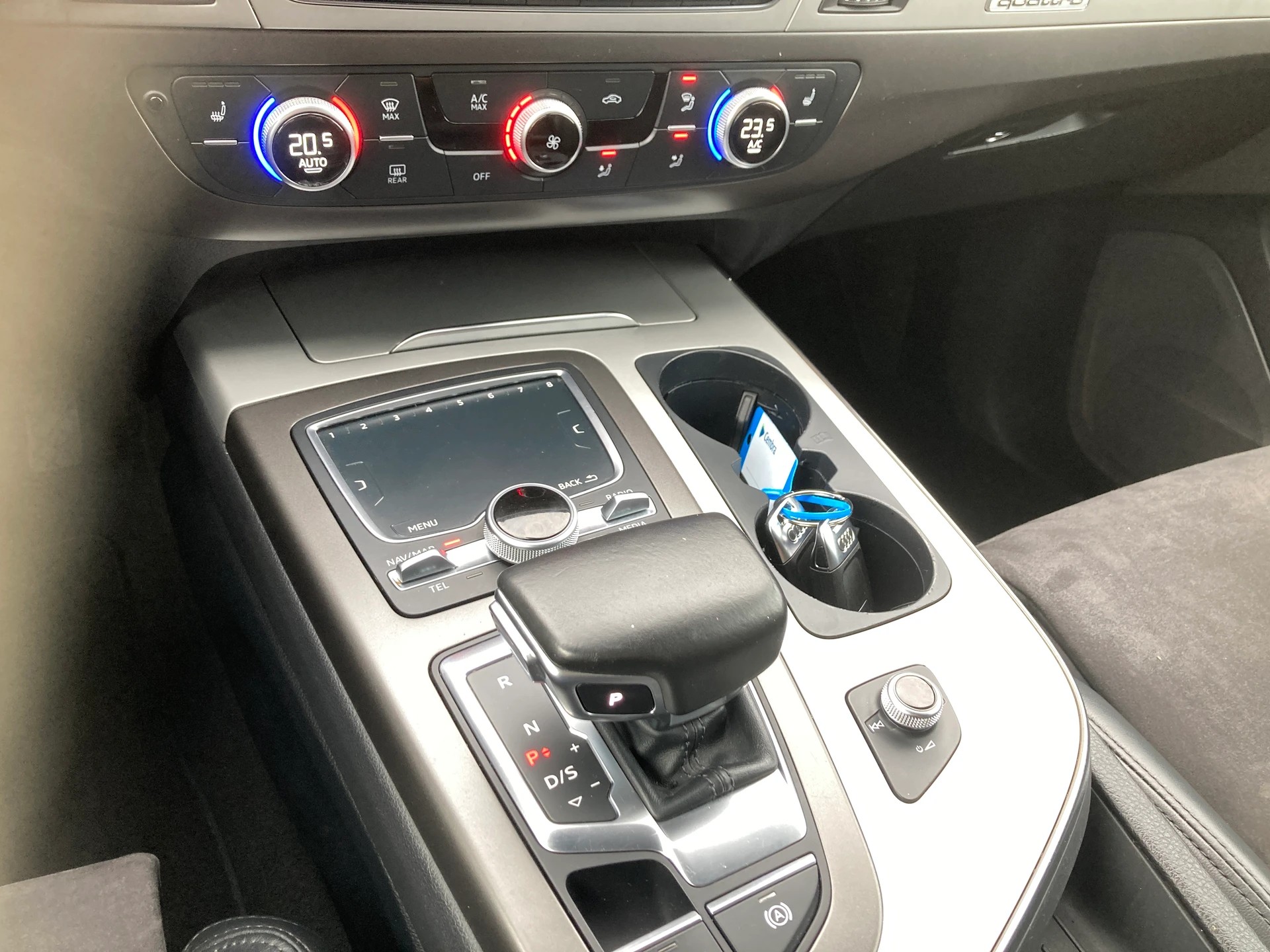 AUDI Q7 3.0 TDI ultra quattro tiptronic 7 Sitzer-image-11