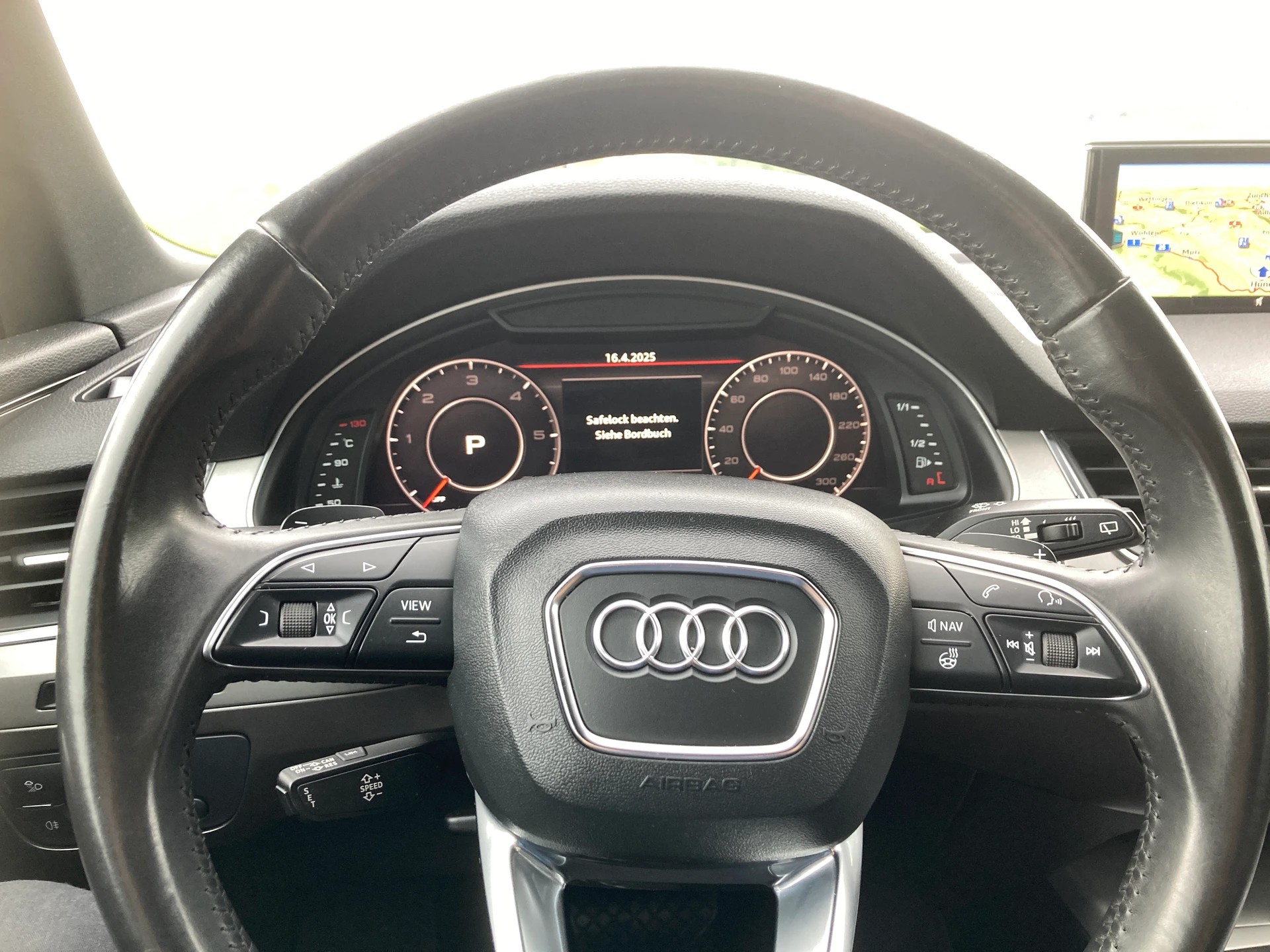 AUDI Q7 3.0 TDI ultra quattro tiptronic 7 Sitzer-image-14
