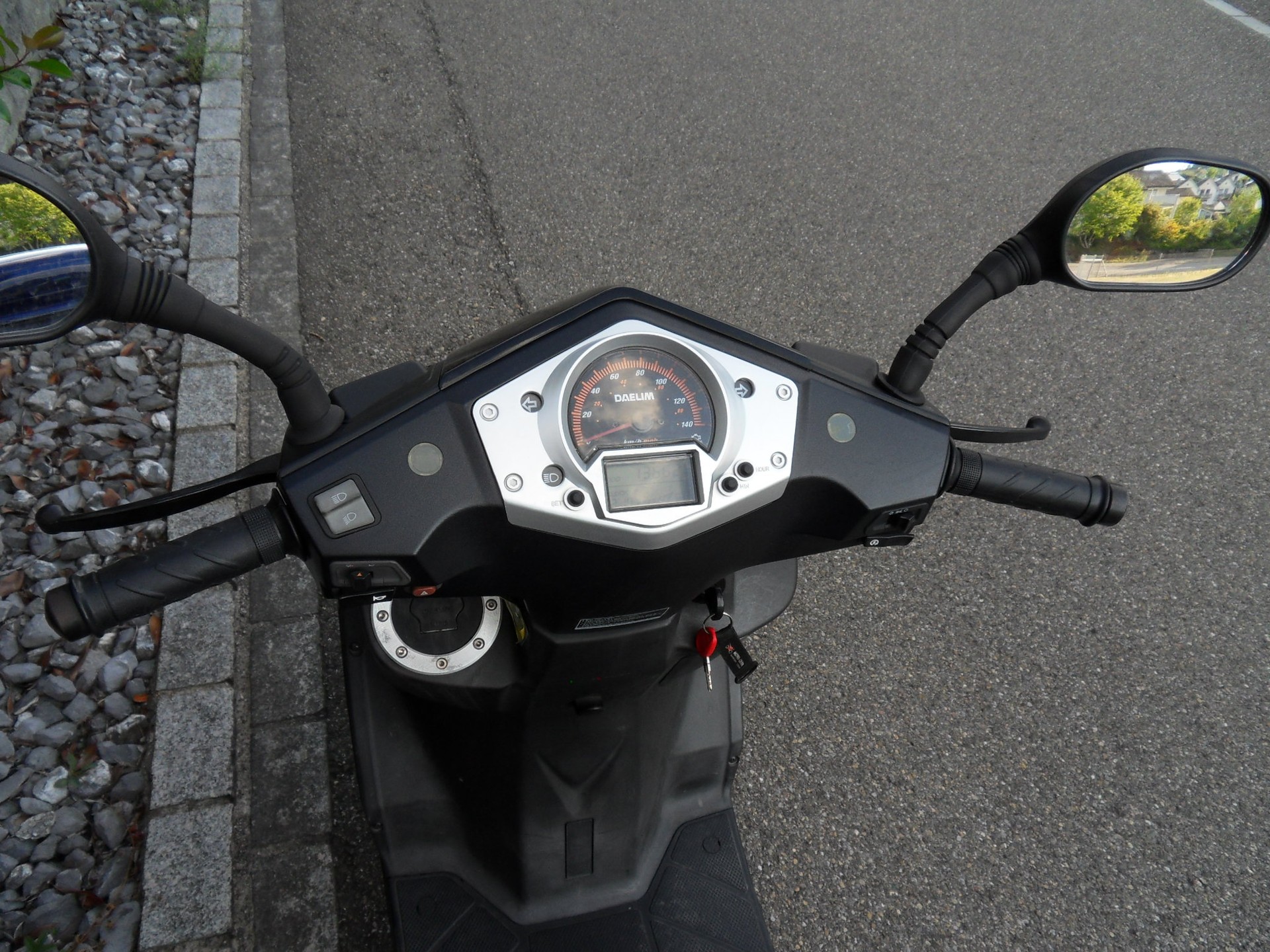 DAELIM S1 125 FI-image-6