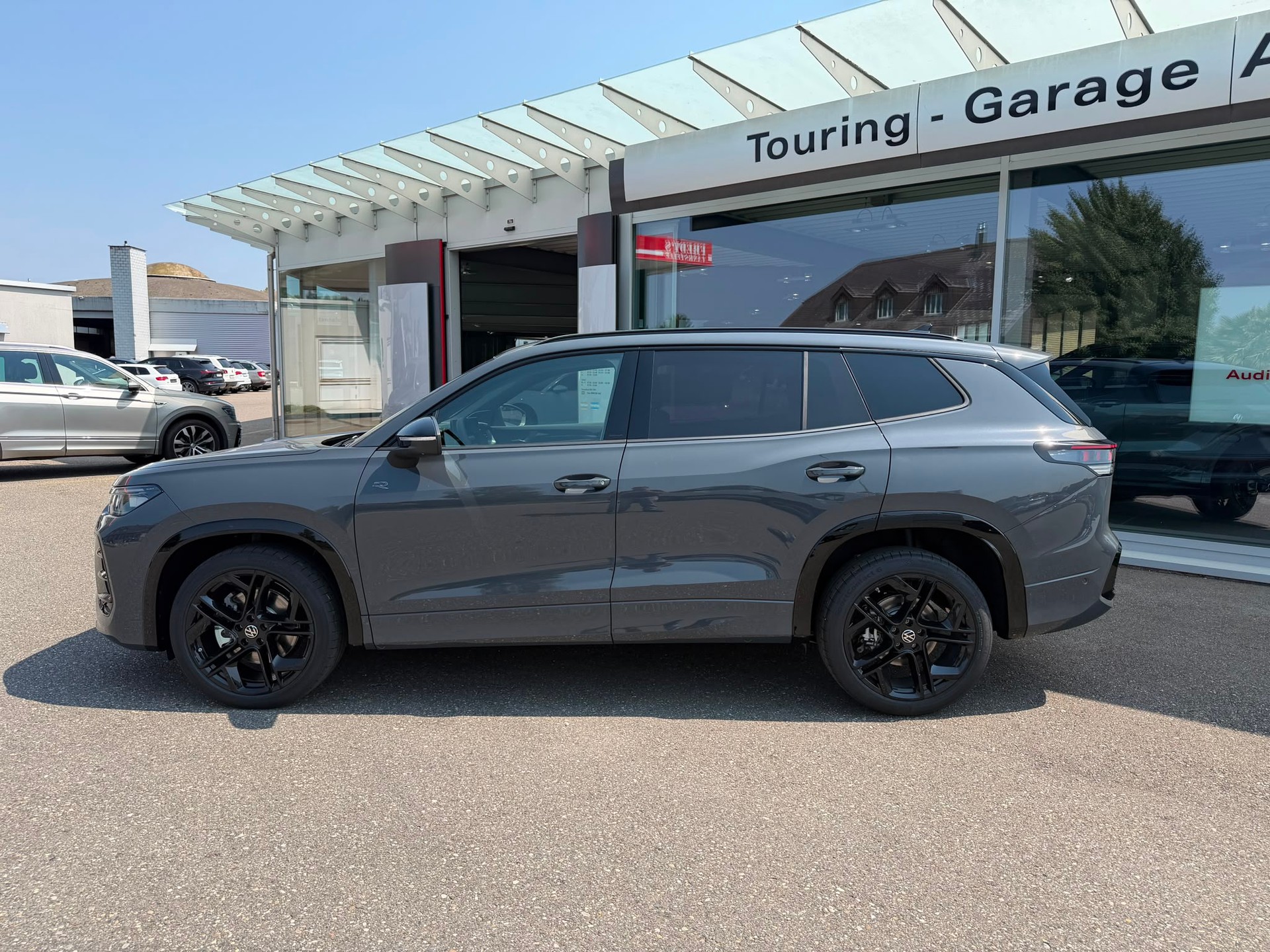 VW Tayron 2.0 TSI R-Line Plus DSG 4Motion-showroom-element-1
